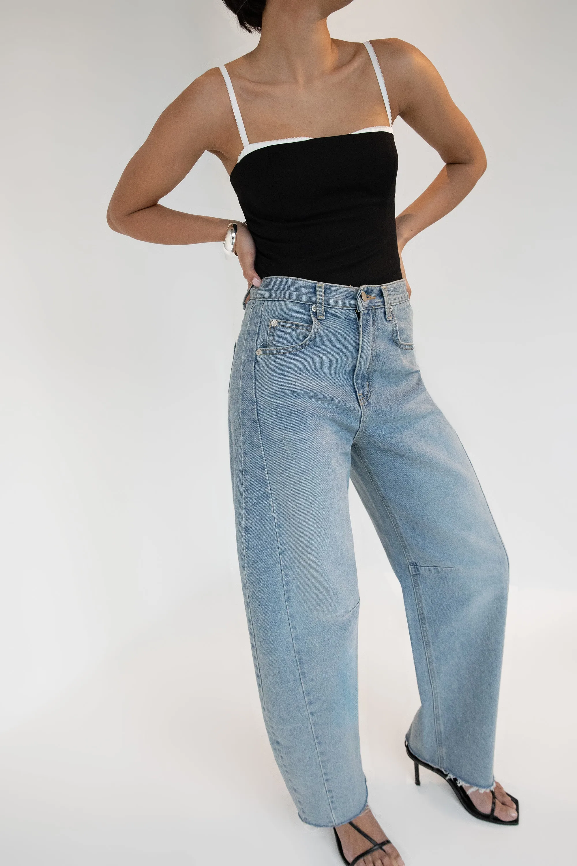 HIGH RISE VINTAGE WASH BARREL JEAN sold by OAK AND FORT product image thumbnail 3