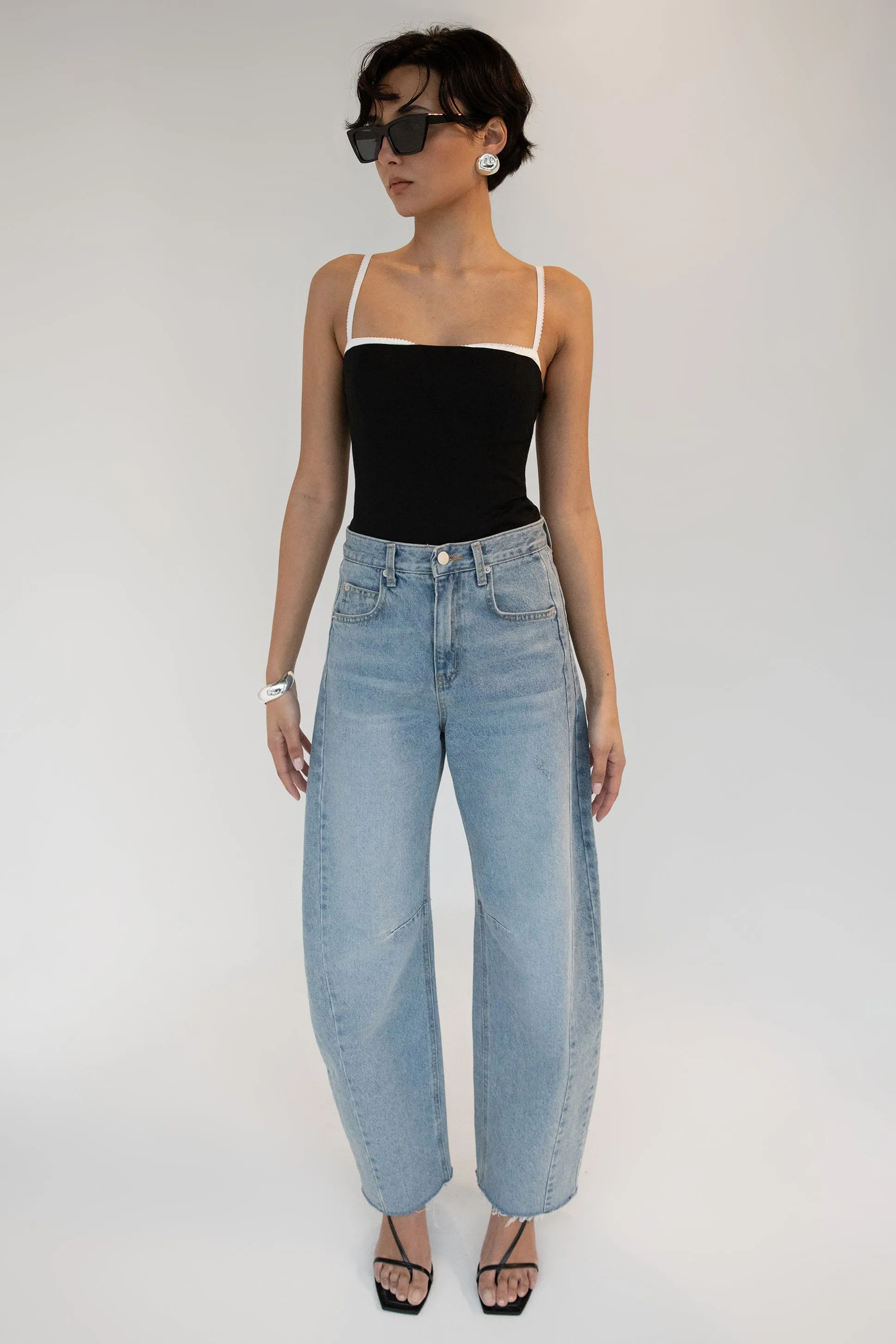 HIGH RISE VINTAGE WASH BARREL JEAN sold by OAK AND FORT product image thumbnail 2