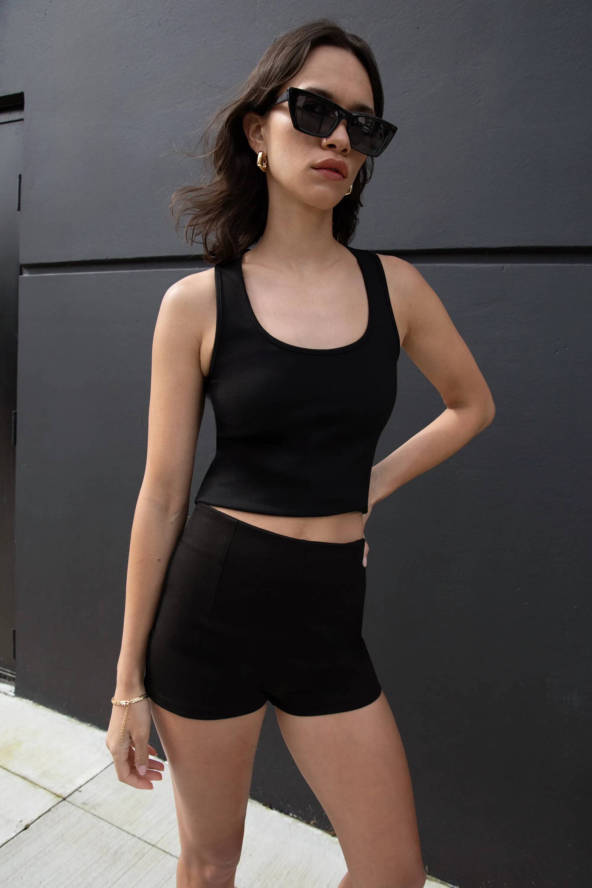 HIGH RISE FITTED SHORT sold by OAK AND FORT product image thumbnail 3