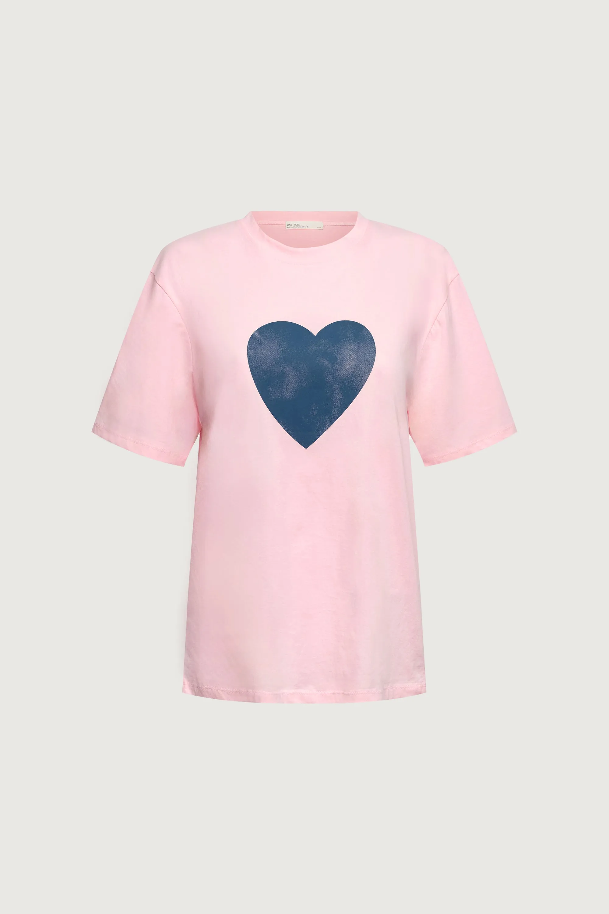 HEART GRAPHIC T-SHIRT sold by OAK AND FORT product image thumbnail 3