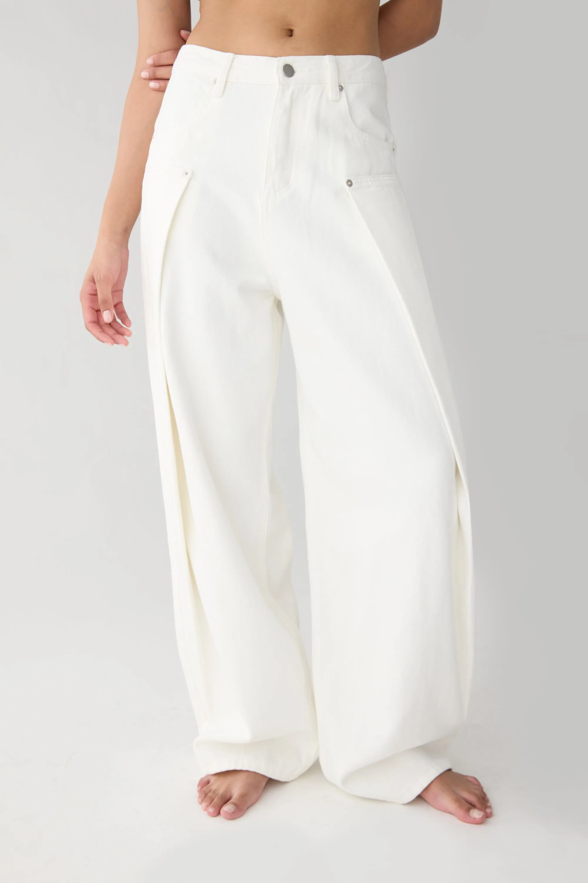 PIN TUCK WIDE LEG DENIM JEAN sold by OAK AND FORT