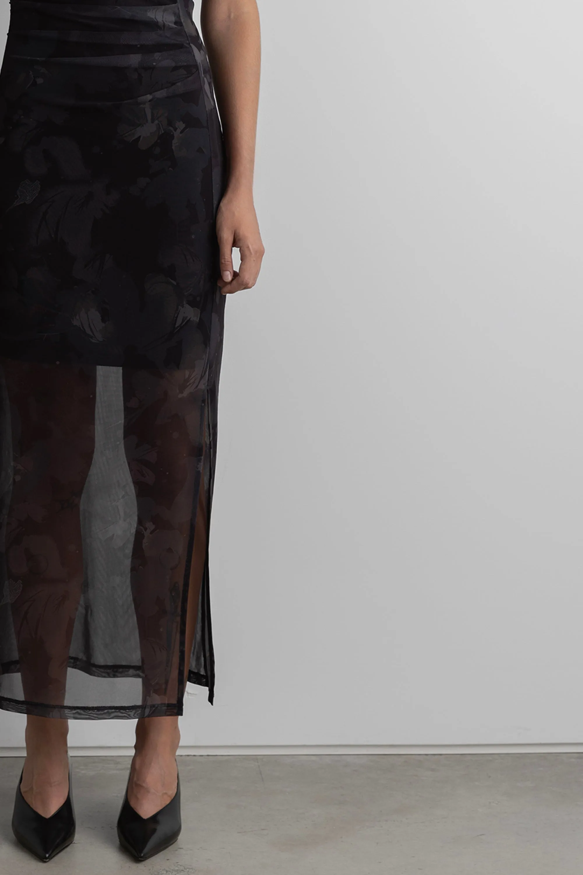 FLORAL PRINT OFF SHOULDER MIDI DRESS sold by OAK AND FORT product image thumbnail 4