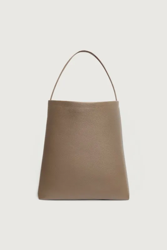 LARGE SLOANE TOTE sold by OAK AND FORT