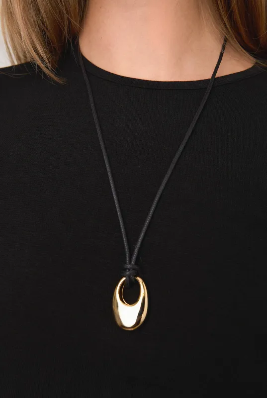 HOOP PENDANT NECKLACE sold by OAK AND FORT