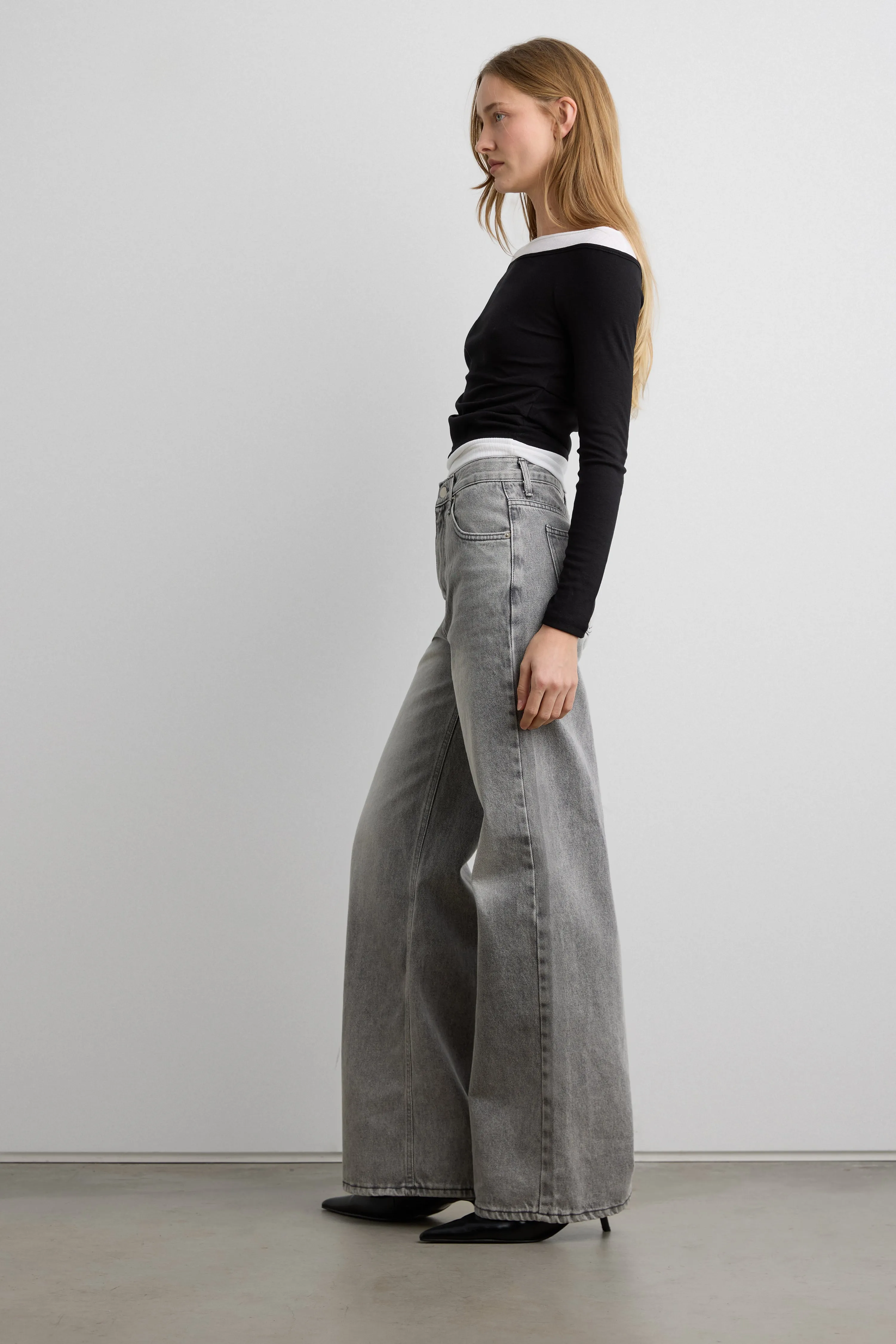 FADED WASH DENIM sold by OAK AND FORT product image thumbnail 3