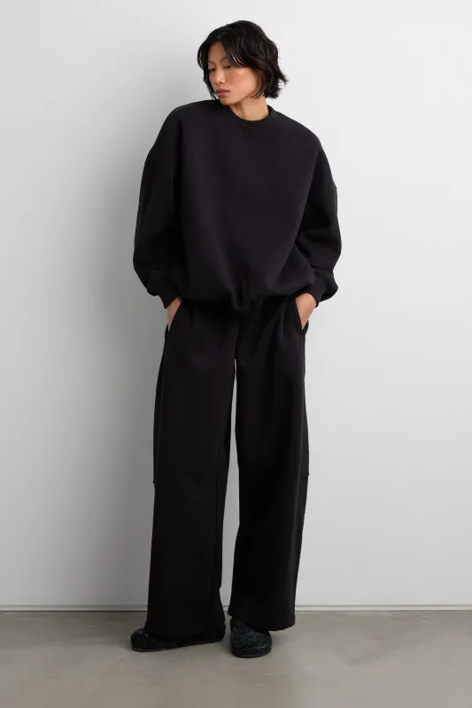 FLEECE STUDIO CREWNECK SWEATSHIRT WITH POCKETS sold by OAK AND FORT