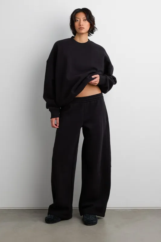 FLEECE STUDIO BARREL LEG SWEATPANT sold by OAK AND FORT