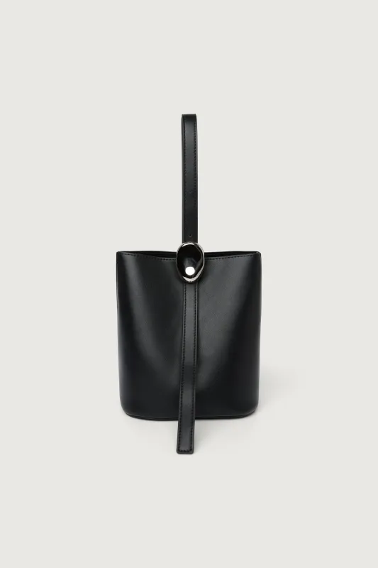 REN BUCKET BAG sold by OAK AND FORT