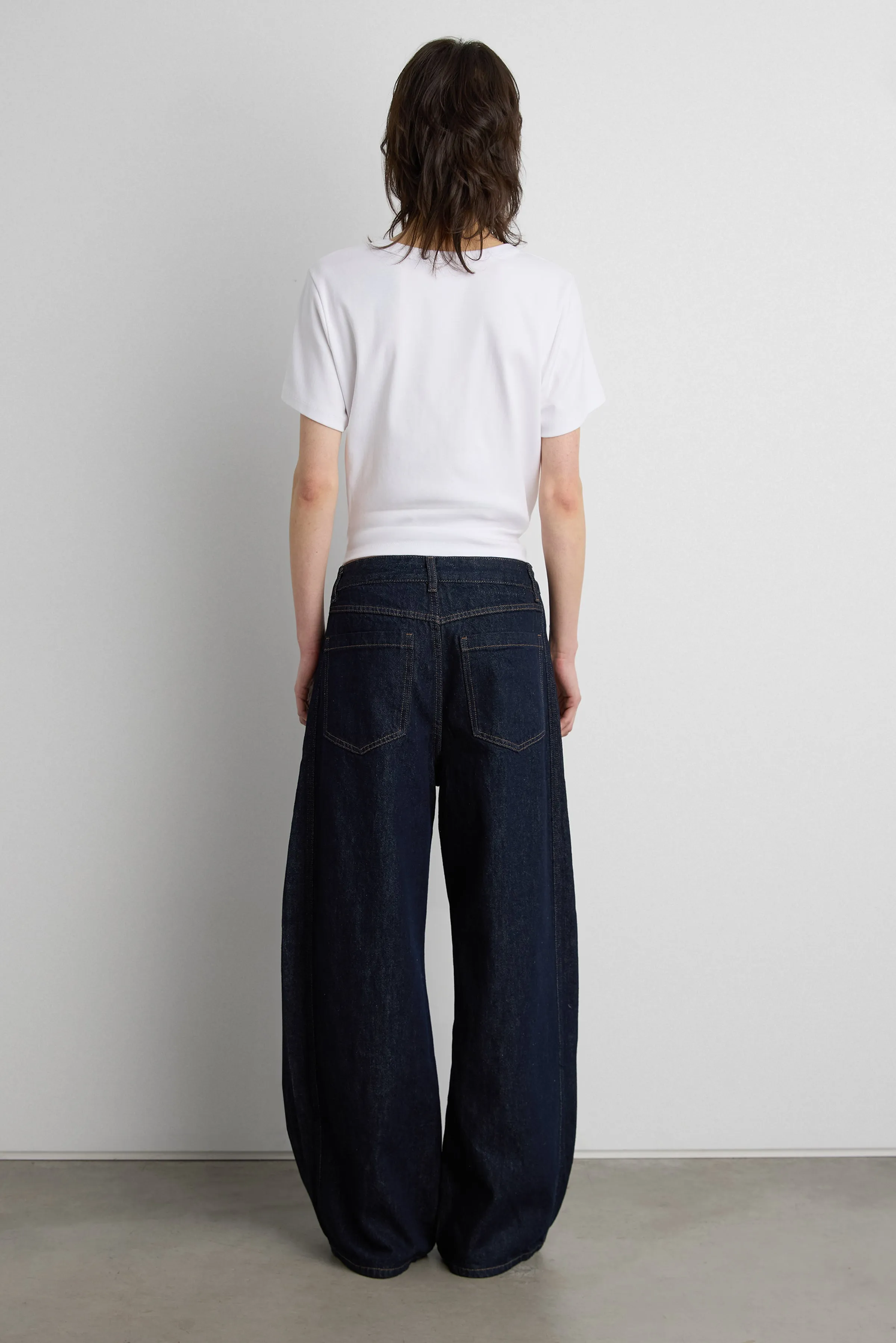 HIGH RISE BARREL LEG JEAN WITH FRONT SEAM DETAIL sold by OAK AND FORT product image thumbnail 4