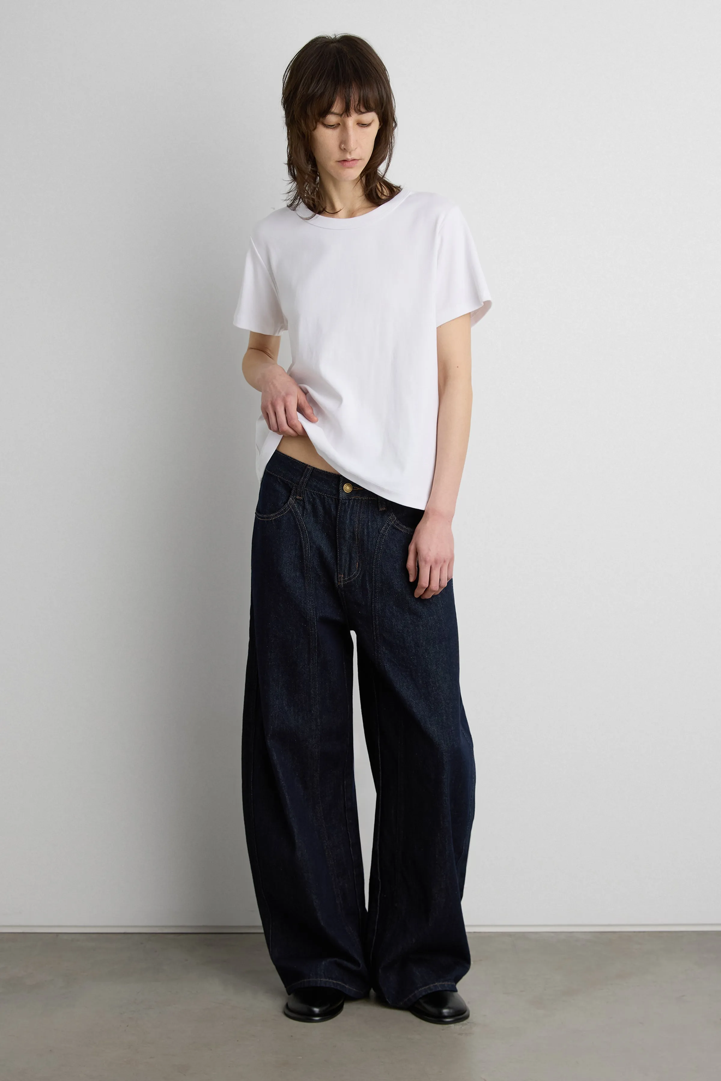 HIGH RISE BARREL LEG JEAN WITH FRONT SEAM DETAIL sold by OAK AND FORT