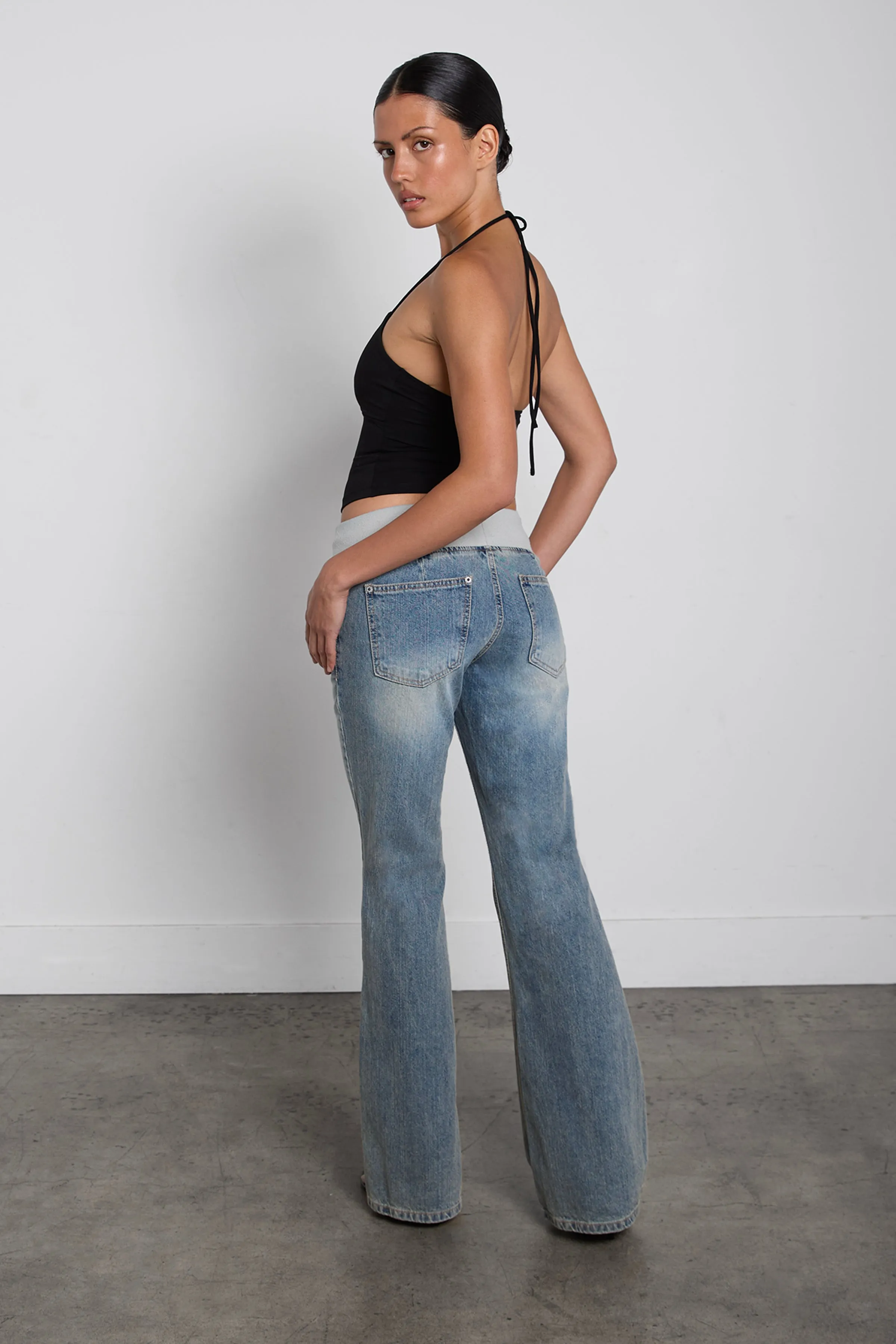 LOW RISE BOOTCUT JEAN sold by OAK AND FORT product image thumbnail 4