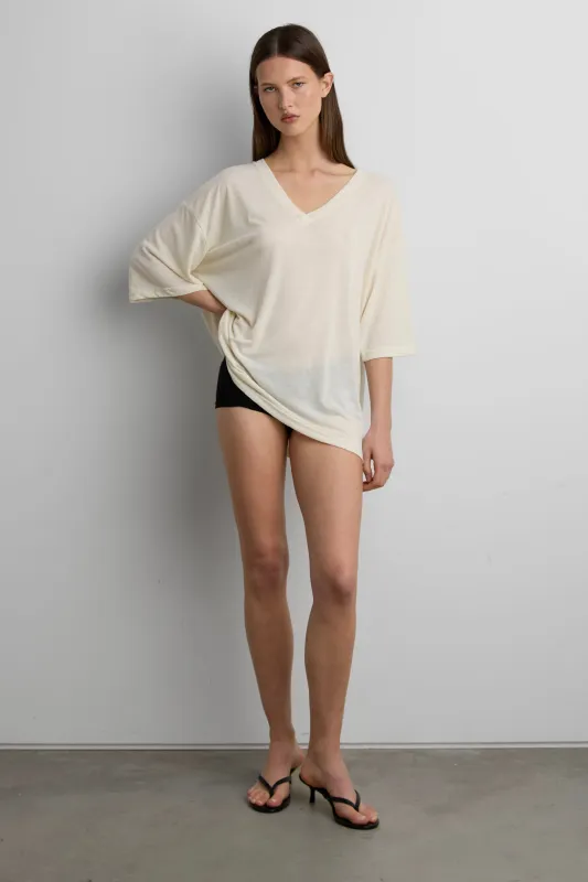 OVERSIZED V-NECK T-SHIRT made by OAK AND FORT