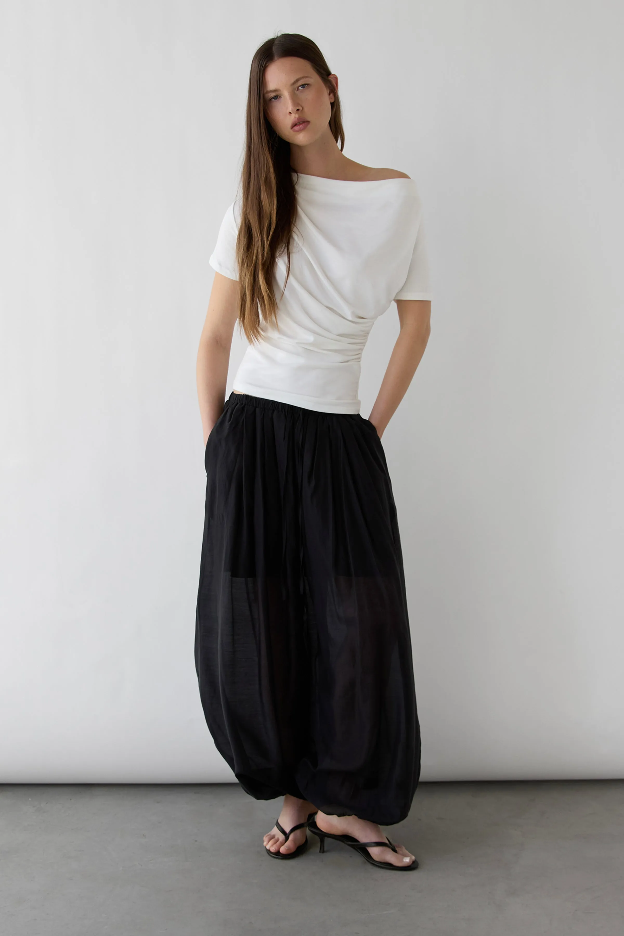 BOAT NECK TOP WITH SHIRRED SIDE DETAIL sold by OAK AND FORT product image thumbnail 2