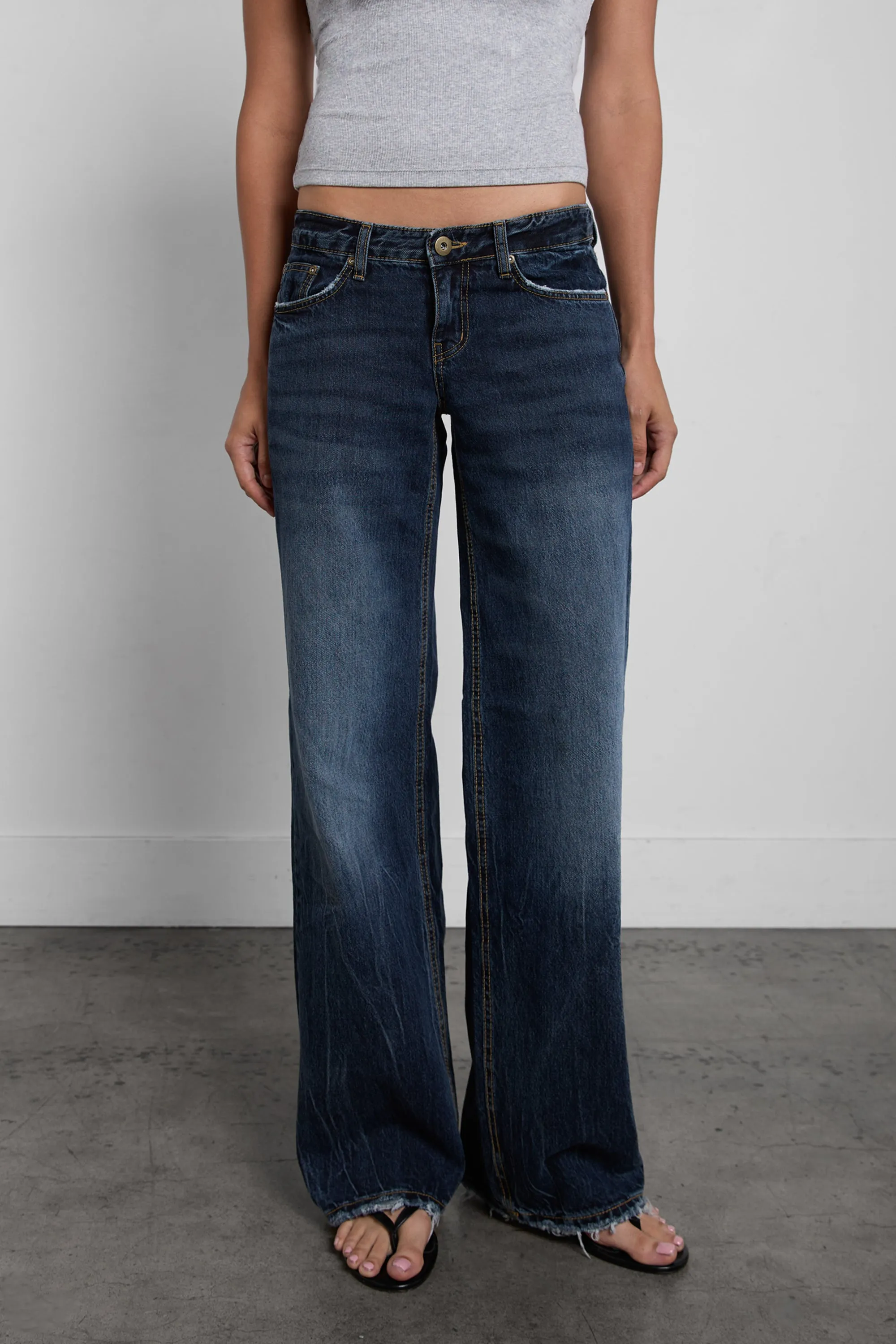 RETRO LOW RISE VINTAGE WASH JEAN sold by OAK AND FORT product image thumbnail 2