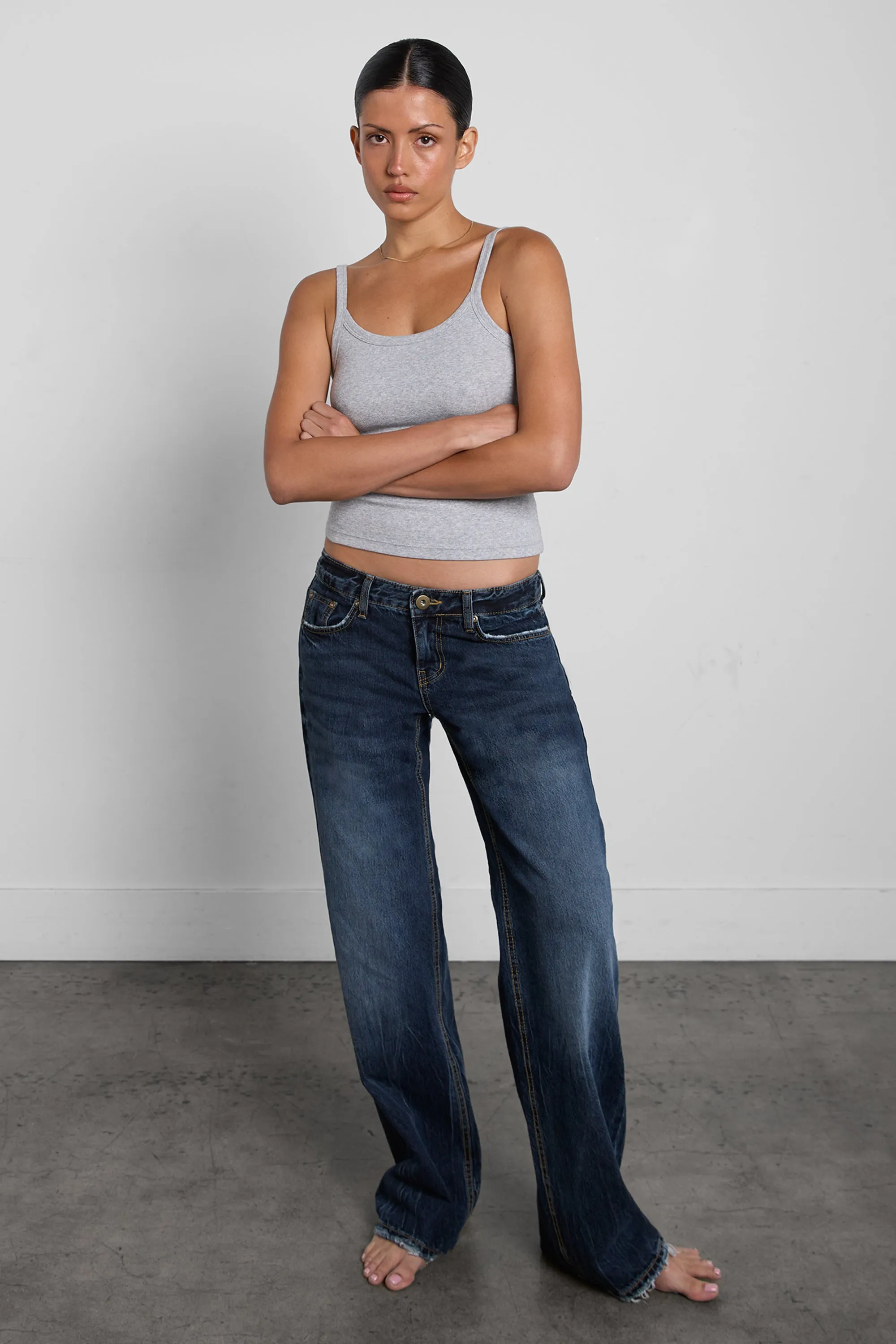 RETRO LOW RISE VINTAGE WASH JEAN sold by OAK AND FORT product image thumbnail 3