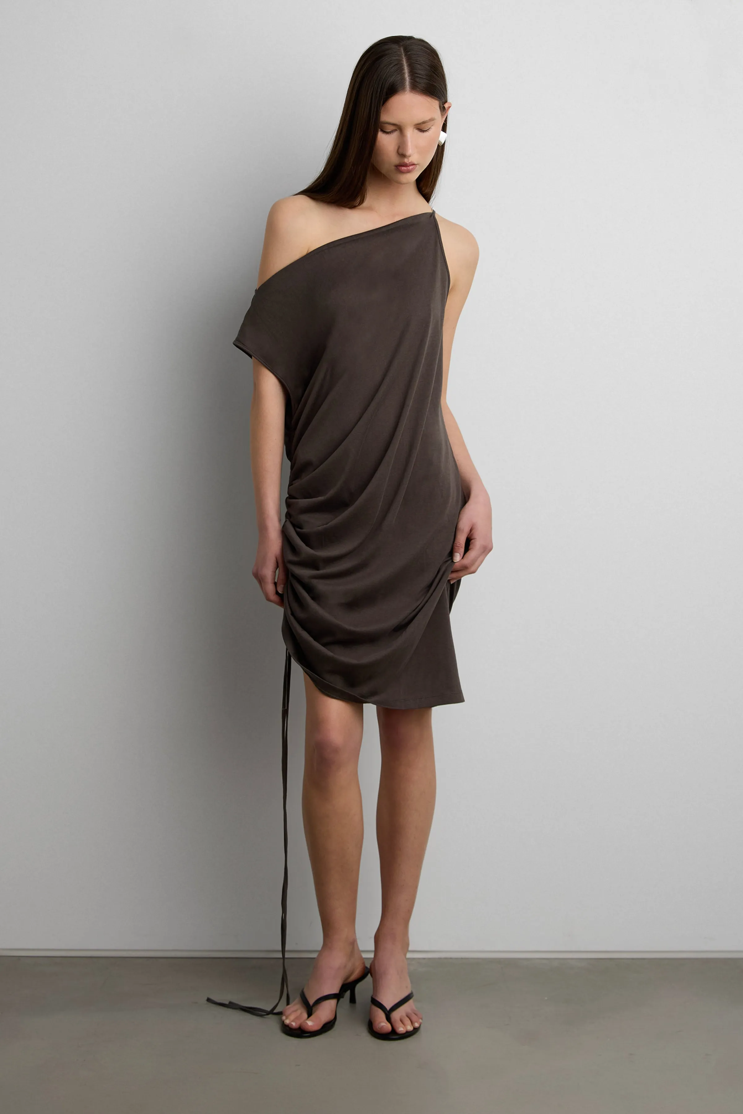 MIDI DRESS WITH ADJUSTABLE SIDE RUCHED DETAIL sold by OAK AND FORT product image thumbnail 2