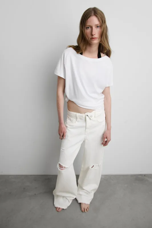 DISTRESSED STRAIGHT LEG JEAN made by OAK AND FORT