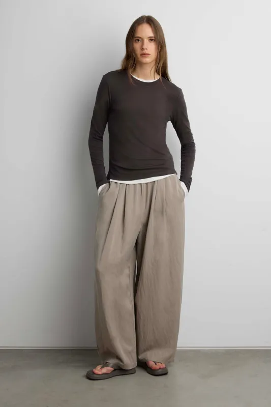 RELAXED WIDE LEG PULL-ON PANT made by OAK AND FORT