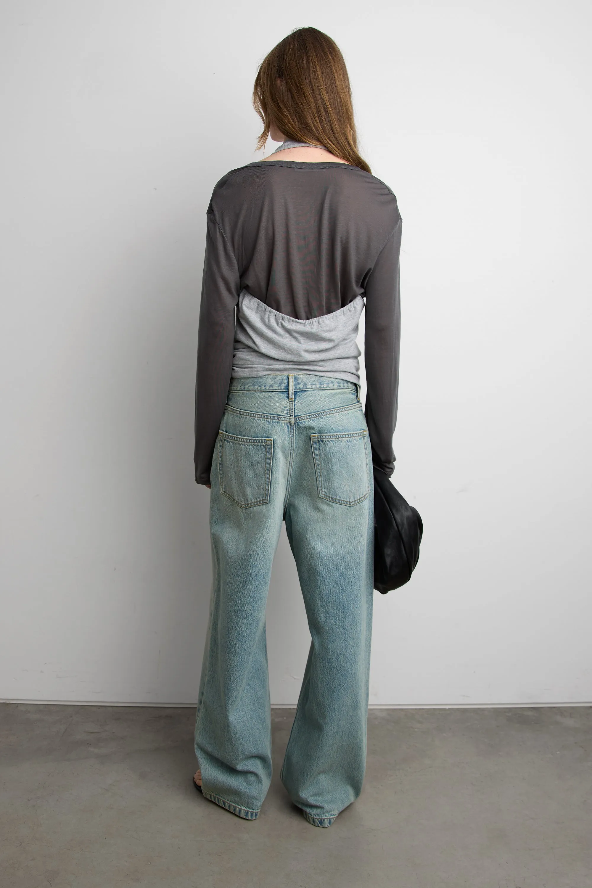 LIGHT WASH MID-RISE WIDE LEG JEAN sold by OAK AND FORT product image thumbnail 4