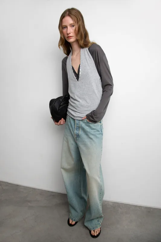 LIGHT WASH MID-RISE WIDE LEG JEAN made by OAK AND FORT