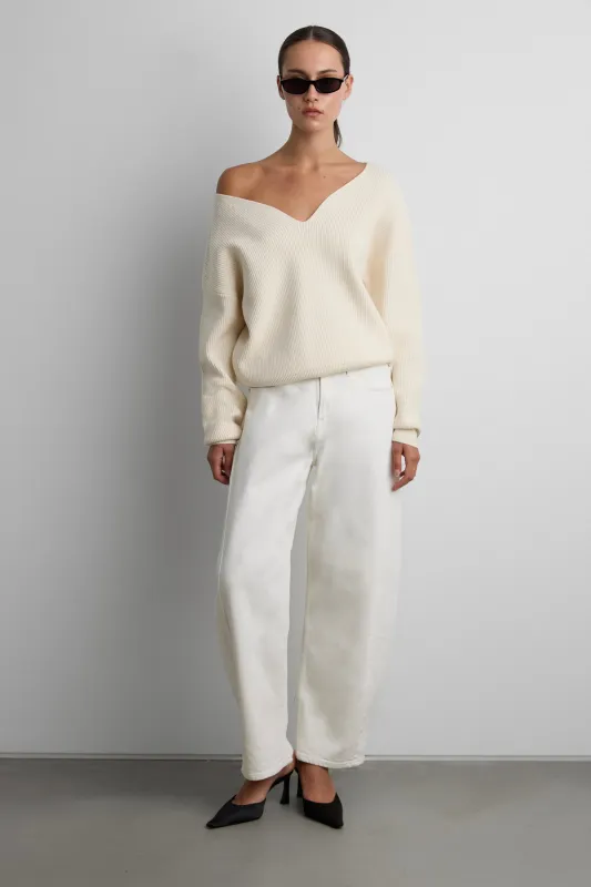 CHUNKY KNIT V-NECK SWEATER made by OAK AND FORT