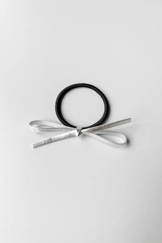 HAIR TIE WITH METALLIC BOW sold by OAK AND FORT