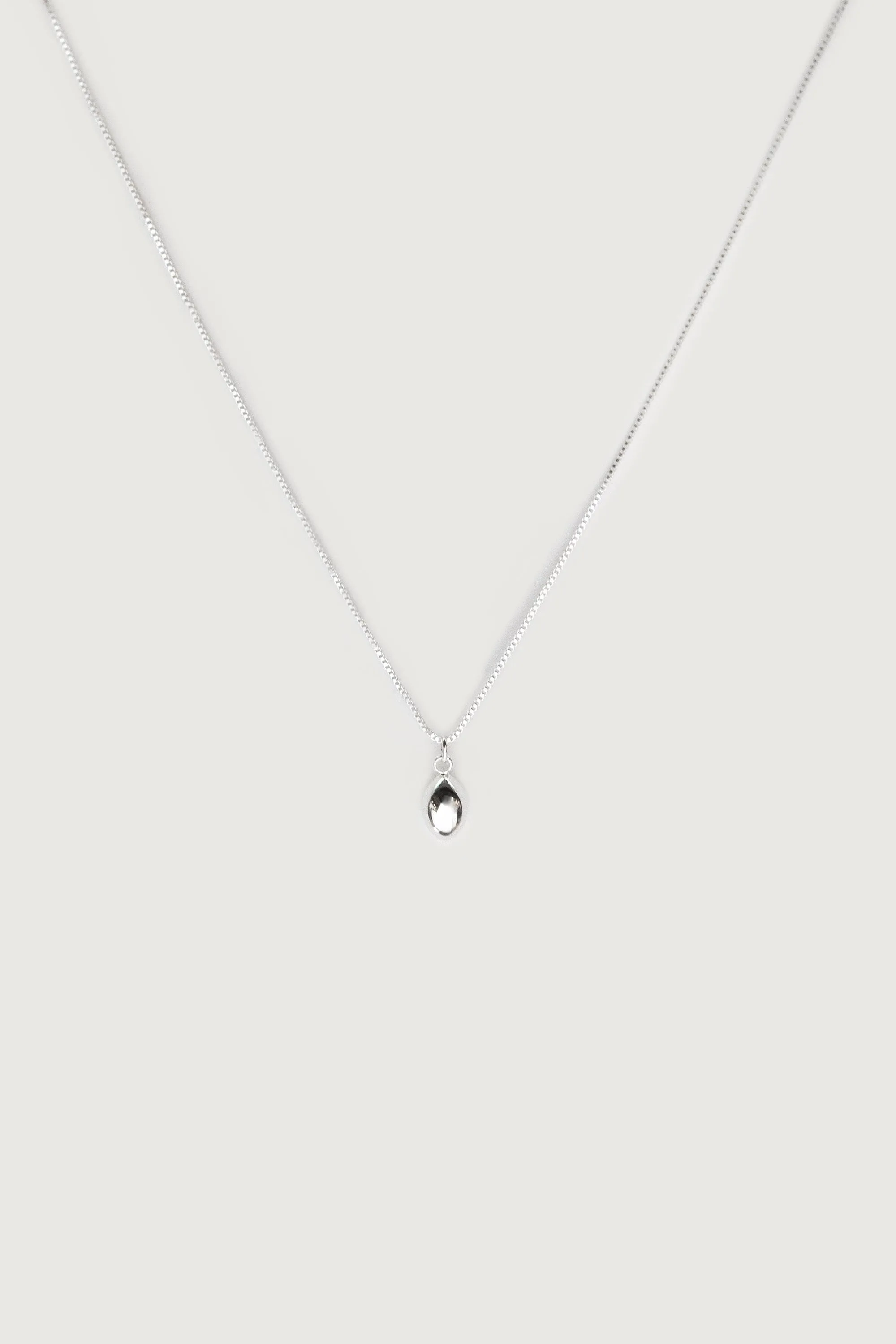 BOX CHAIN WITH OVAL PENDANT sold by OAK AND FORT product image thumbnail 3