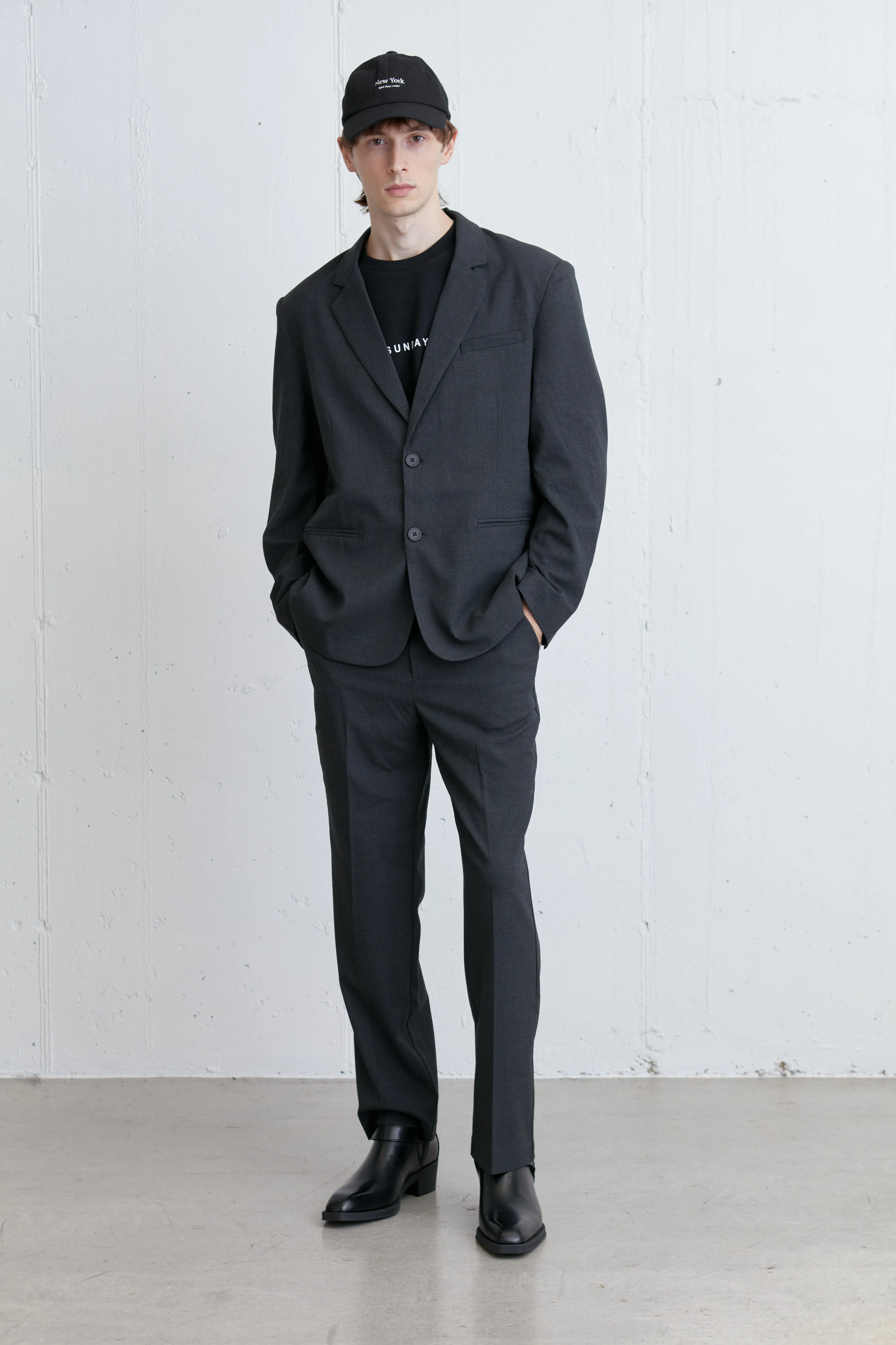 RELAXED FIT SUITING TROUSER sold by OAK AND FORT product image thumbnail 3