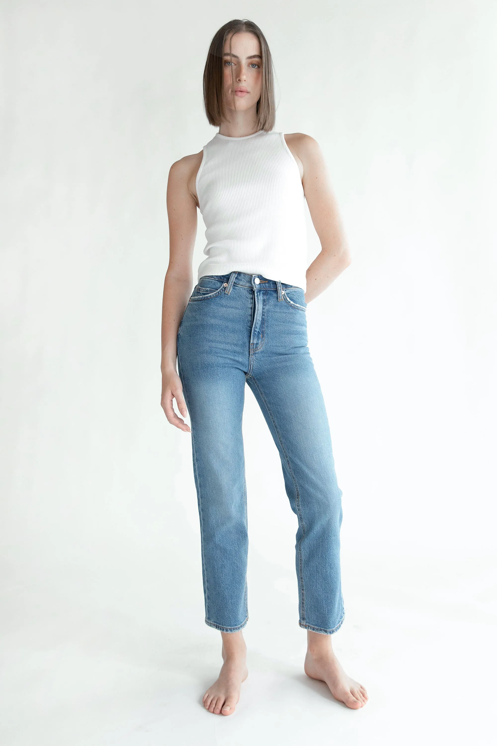 OAK ESSENTIAL STRAIGHT LEG HIGH-RISE JEAN sold by OAK AND FORT product image thumbnail 4