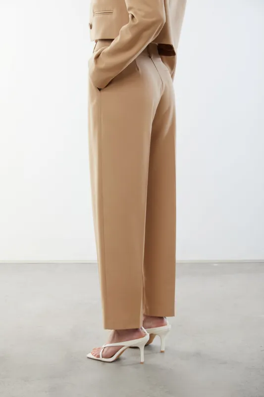 TAPERED PANT sold by OAK AND FORT
