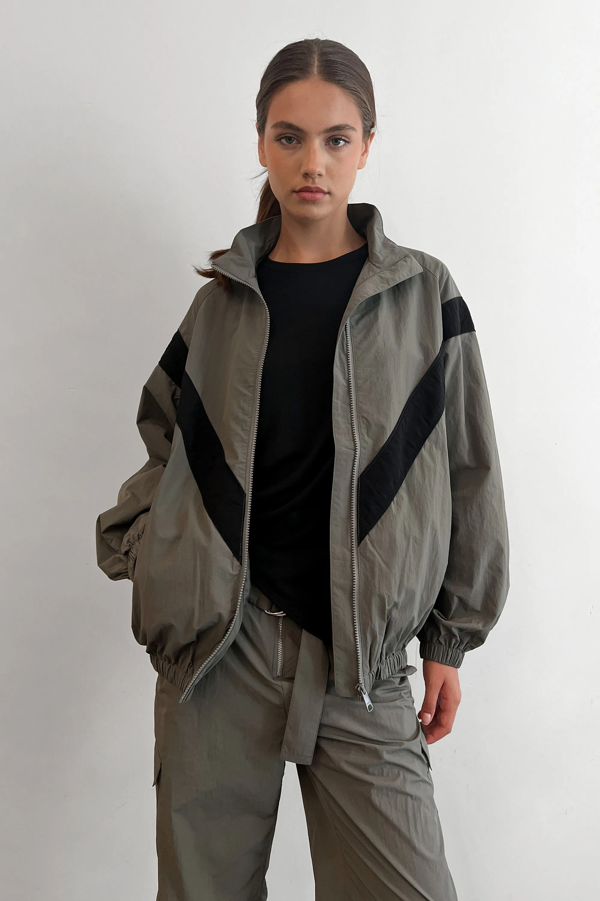 ASYMMETRIC HEM T-SHIRT sold by OAK AND FORT product image thumbnail 4