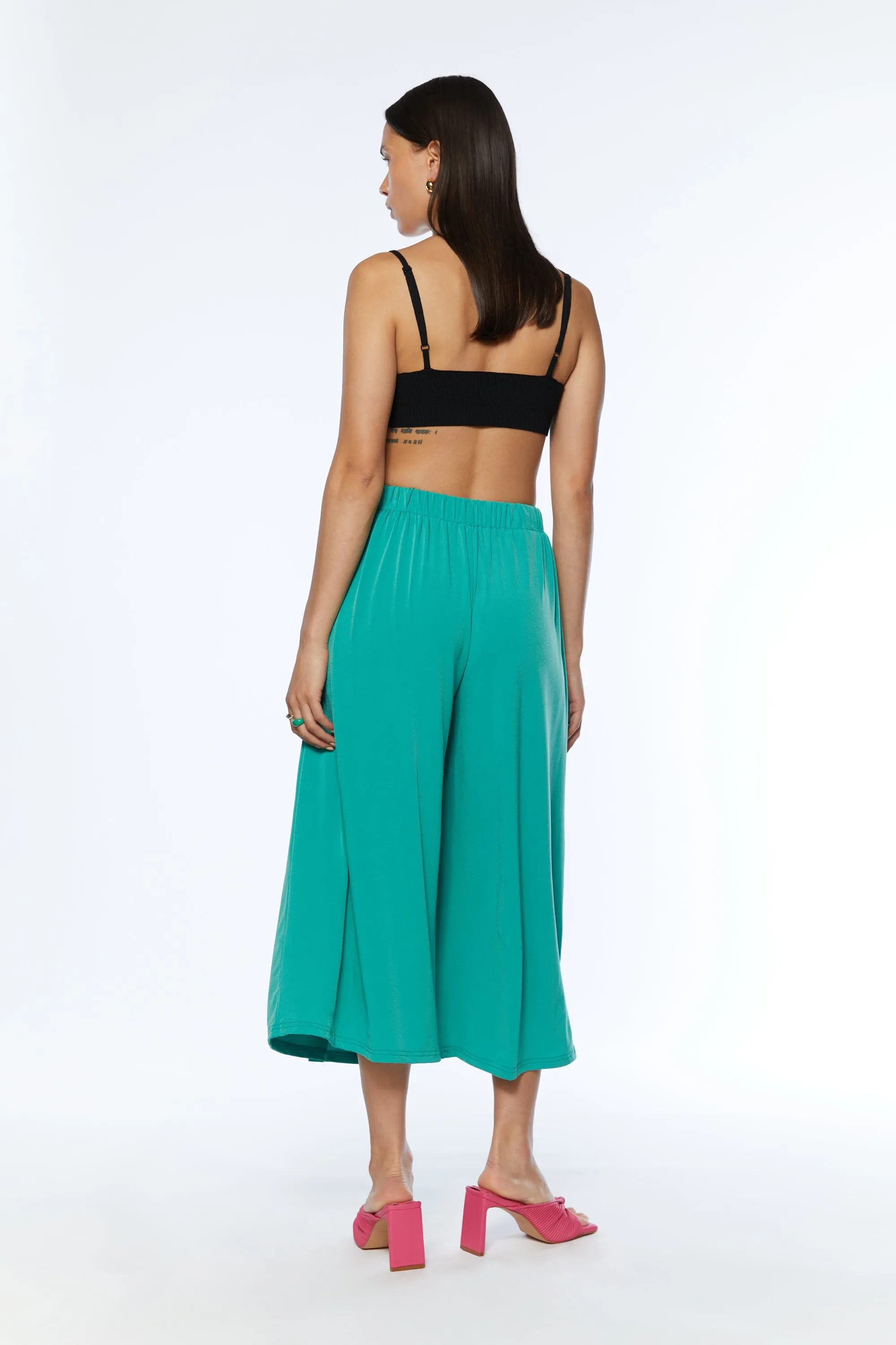 CROPPED WIDE LEG FLOWY PANT sold by OAK AND FORT product image thumbnail 4