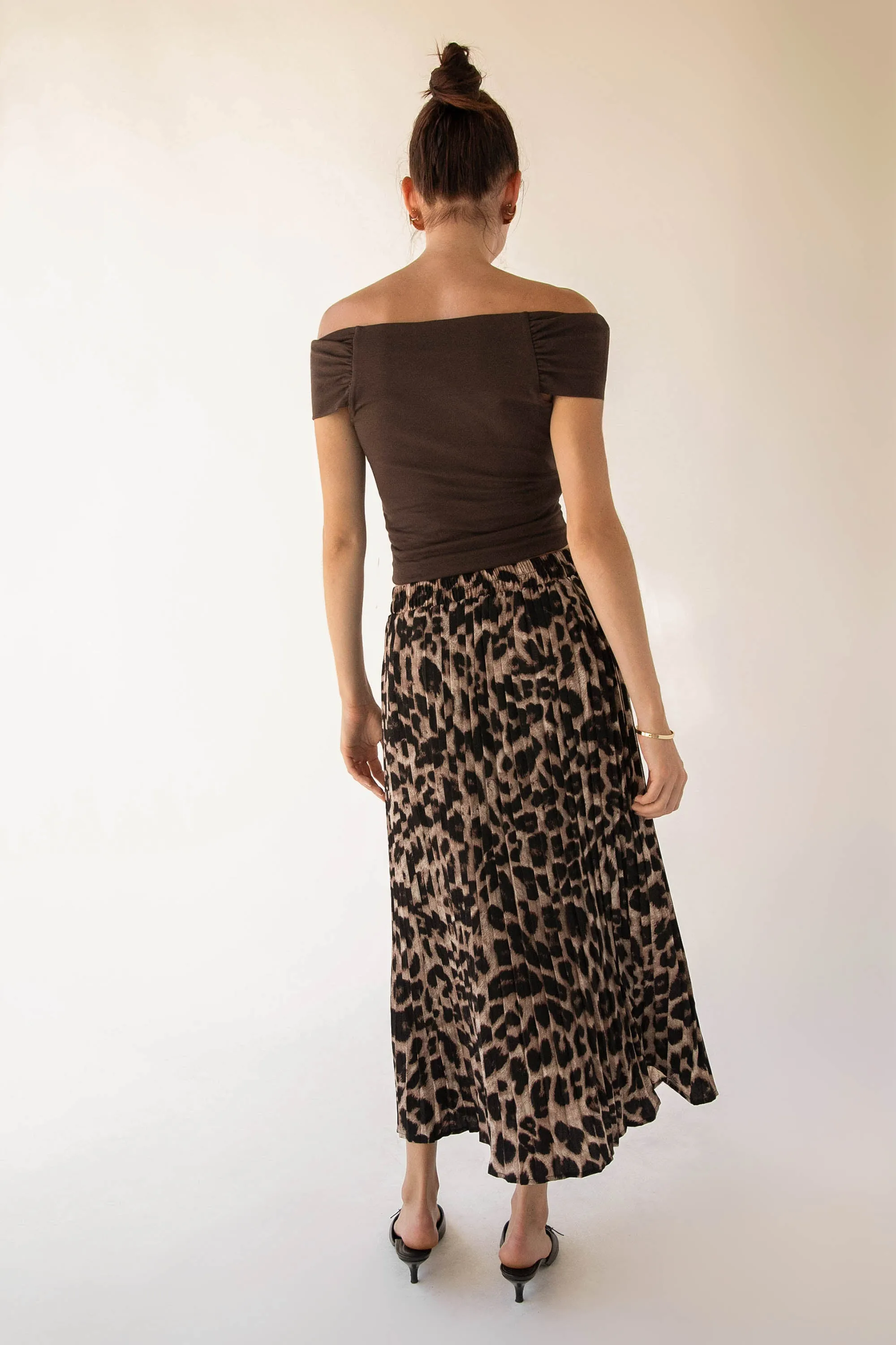 LEOPARD PLEATED MAXI SKIRT sold by OAK AND FORT product image thumbnail 4