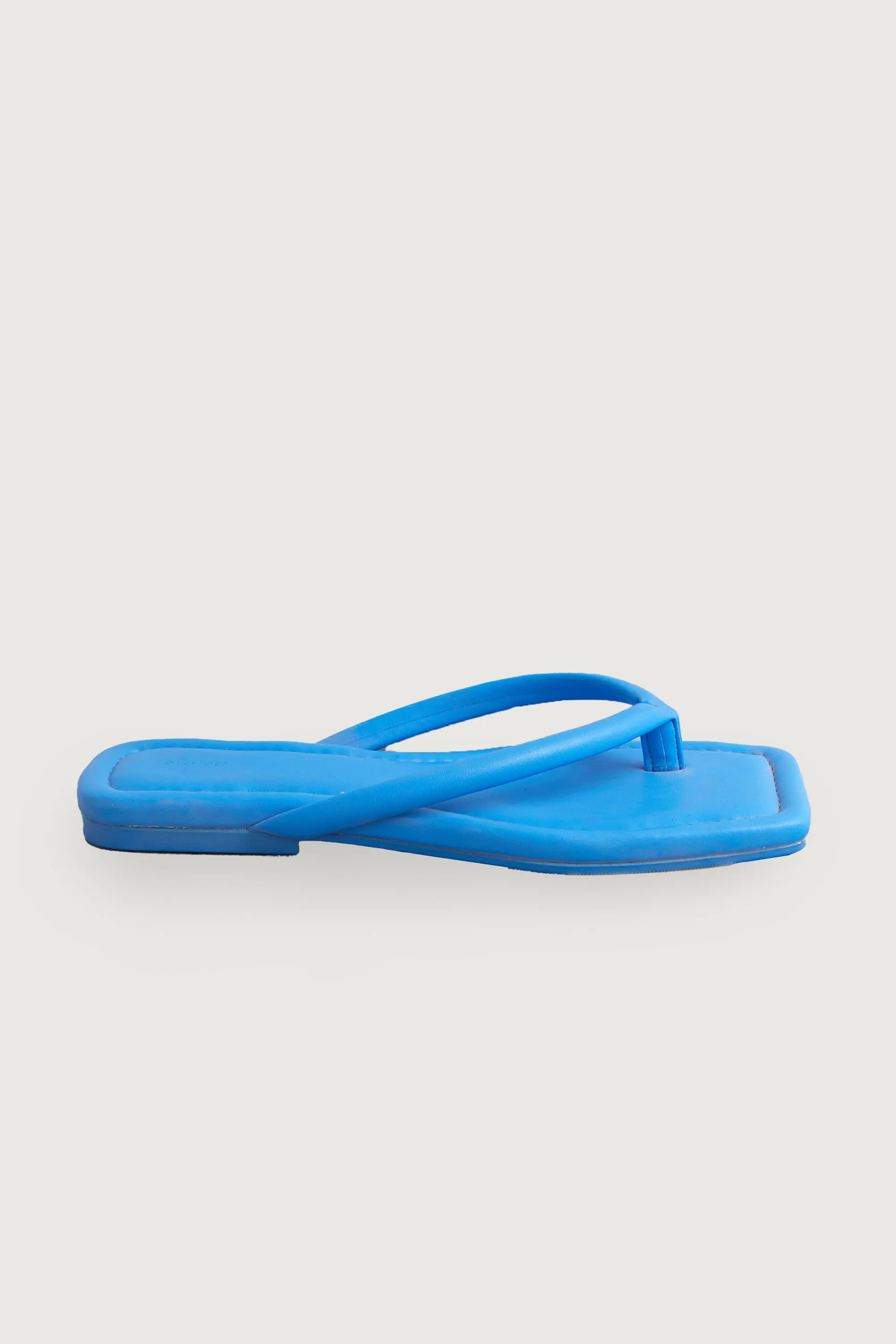 PADDED FLIP FLOP sold by OAK AND FORT product image thumbnail 3