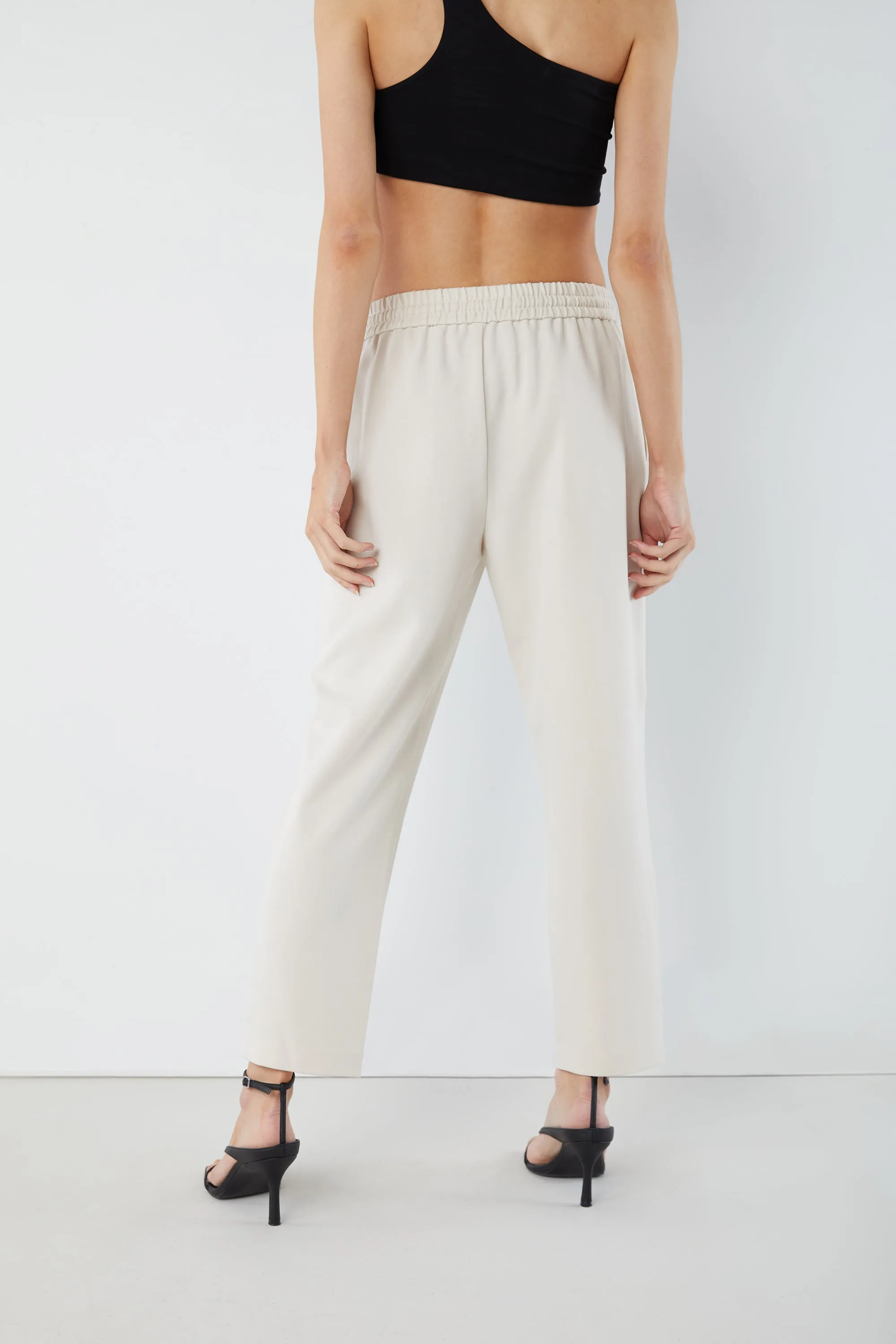 TAPERED PANT WITH DRAWSTRING WAIST sold by OAK AND FORT product image thumbnail 4