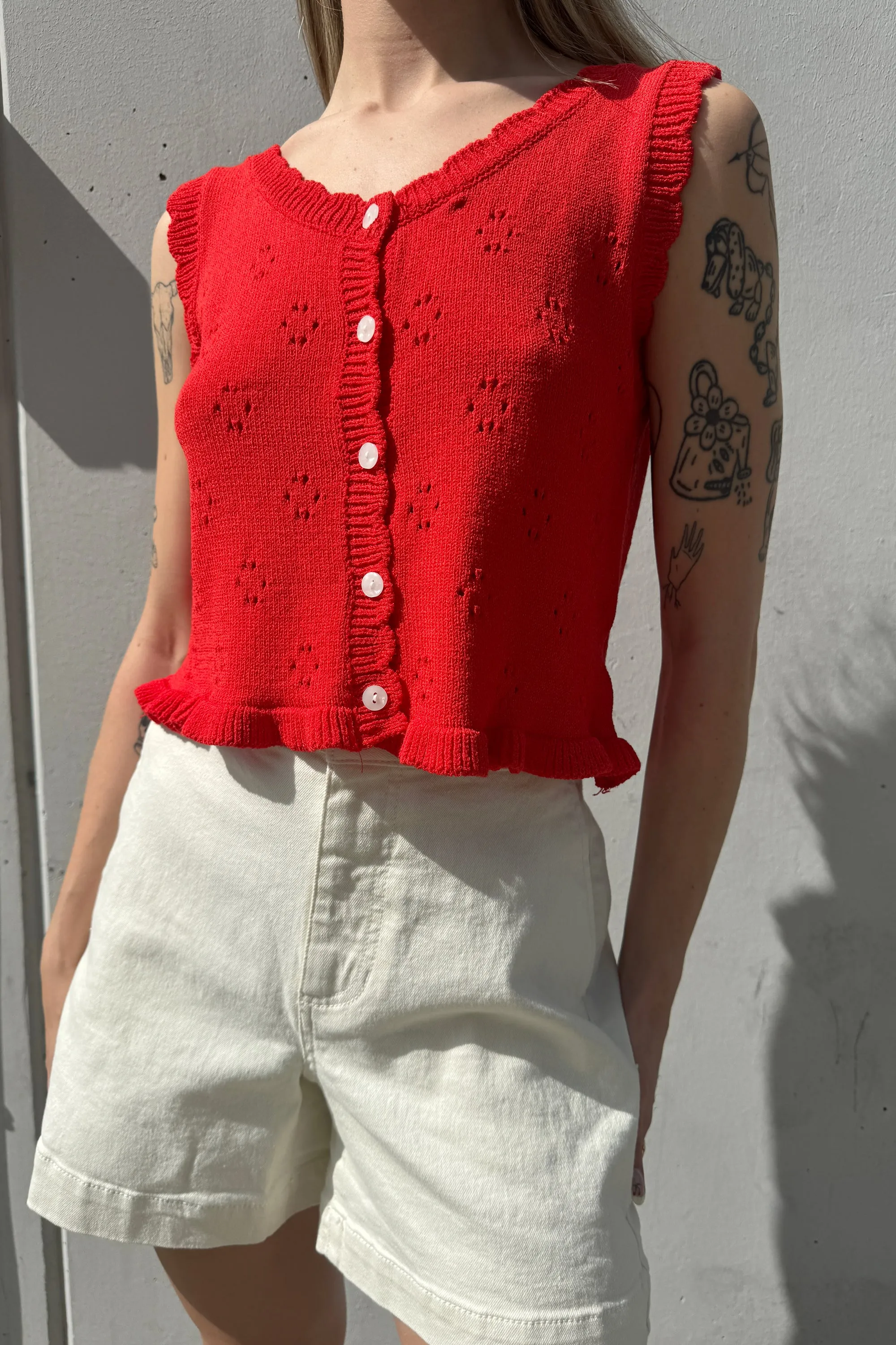 CROPPED SCALLOPED KNIT TANK sold by OAK AND FORT product image thumbnail 2