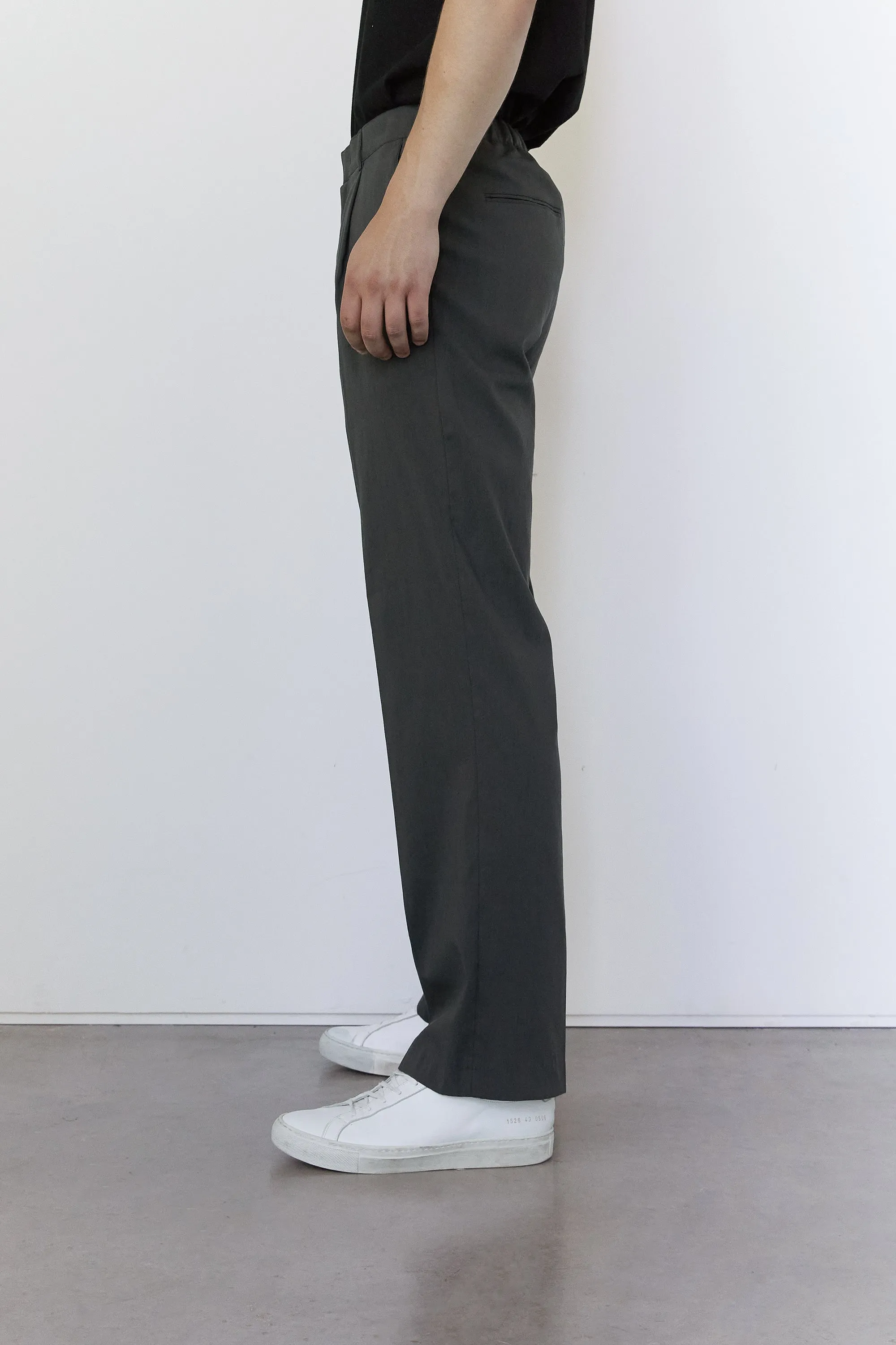 STRAIGHT LEG PANT WITH PLEATS sold by OAK AND FORT product image thumbnail 3