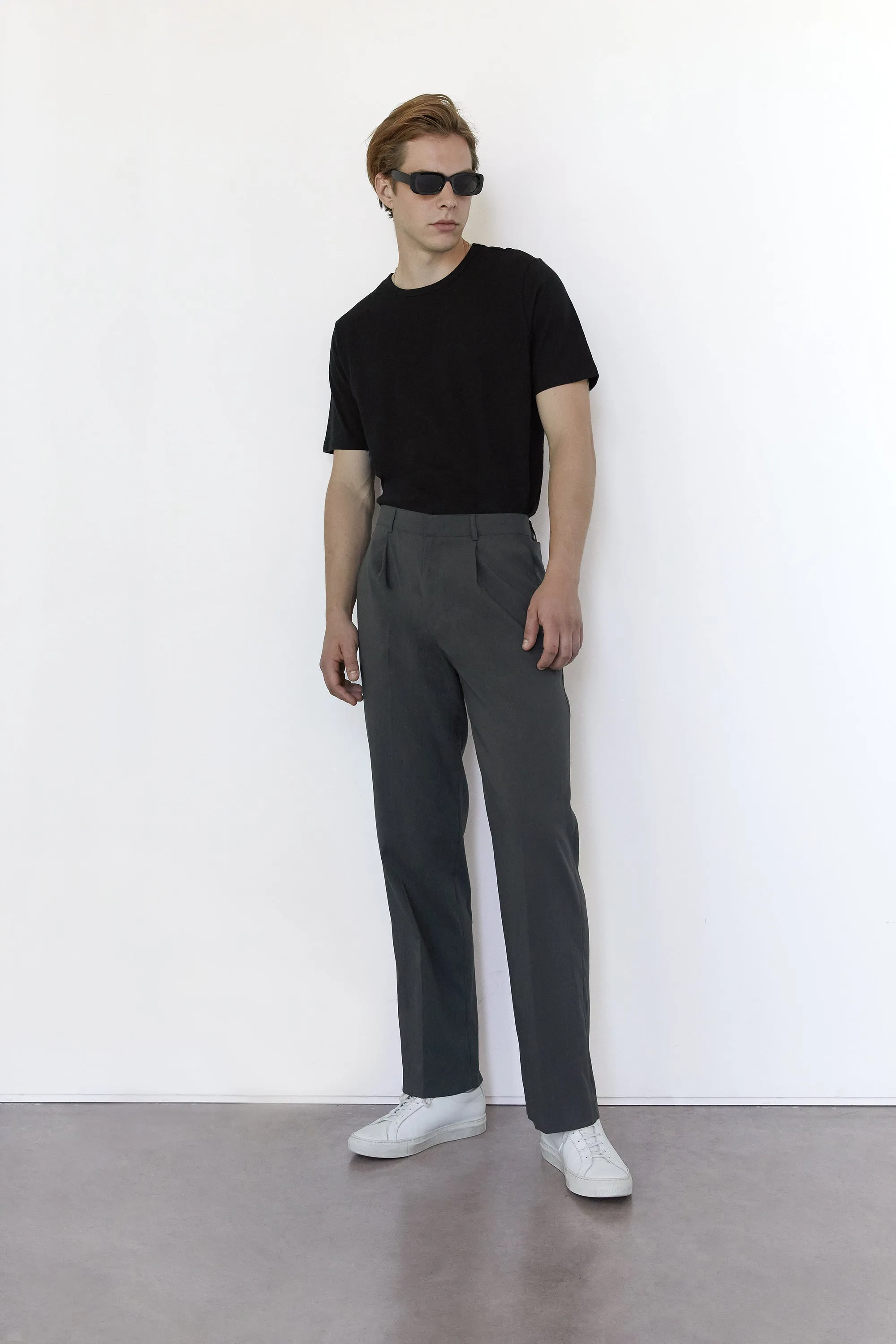 STRAIGHT LEG PANT WITH PLEATS sold by OAK AND FORT