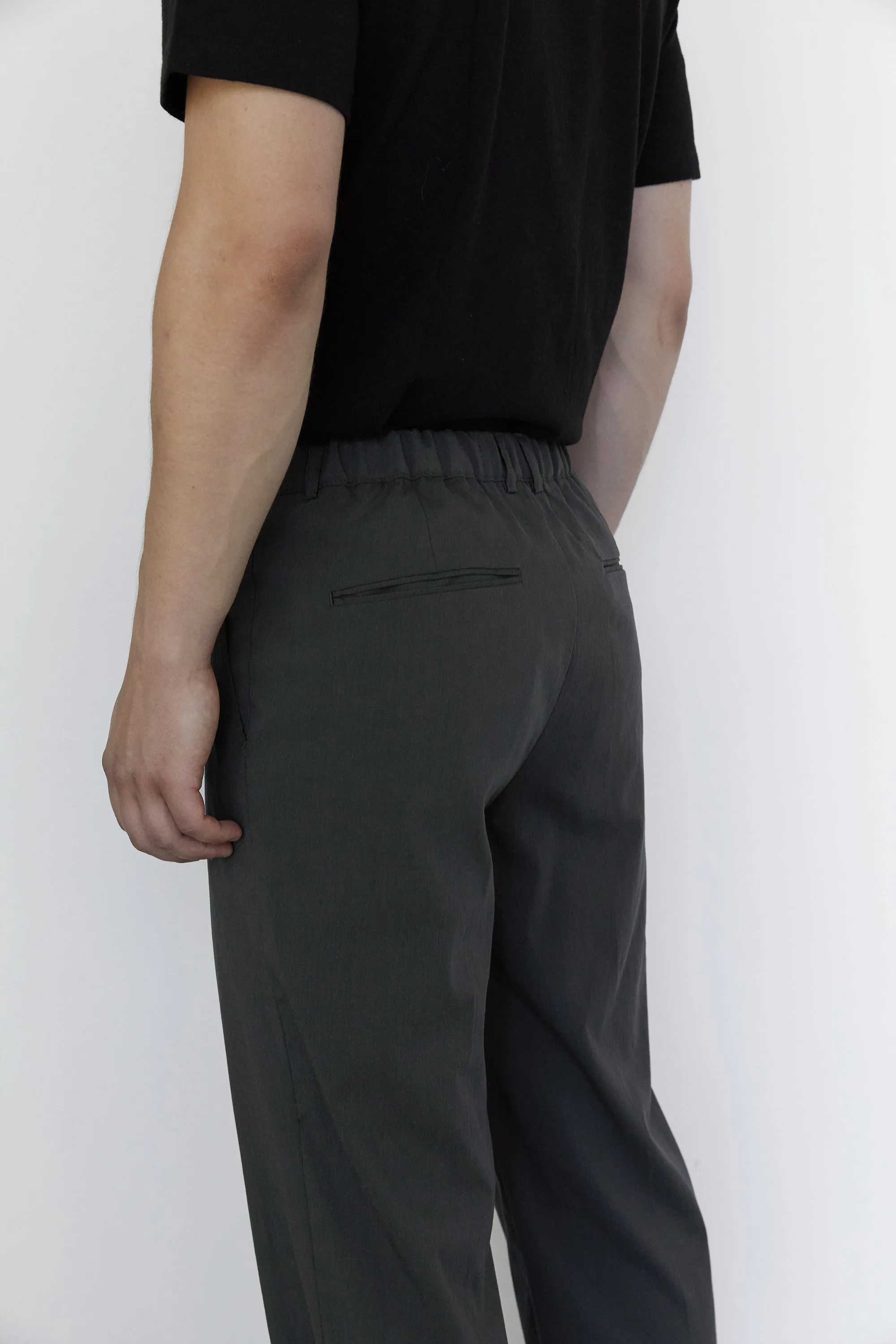 STRAIGHT LEG PANT WITH PLEATS sold by OAK AND FORT product image thumbnail 2