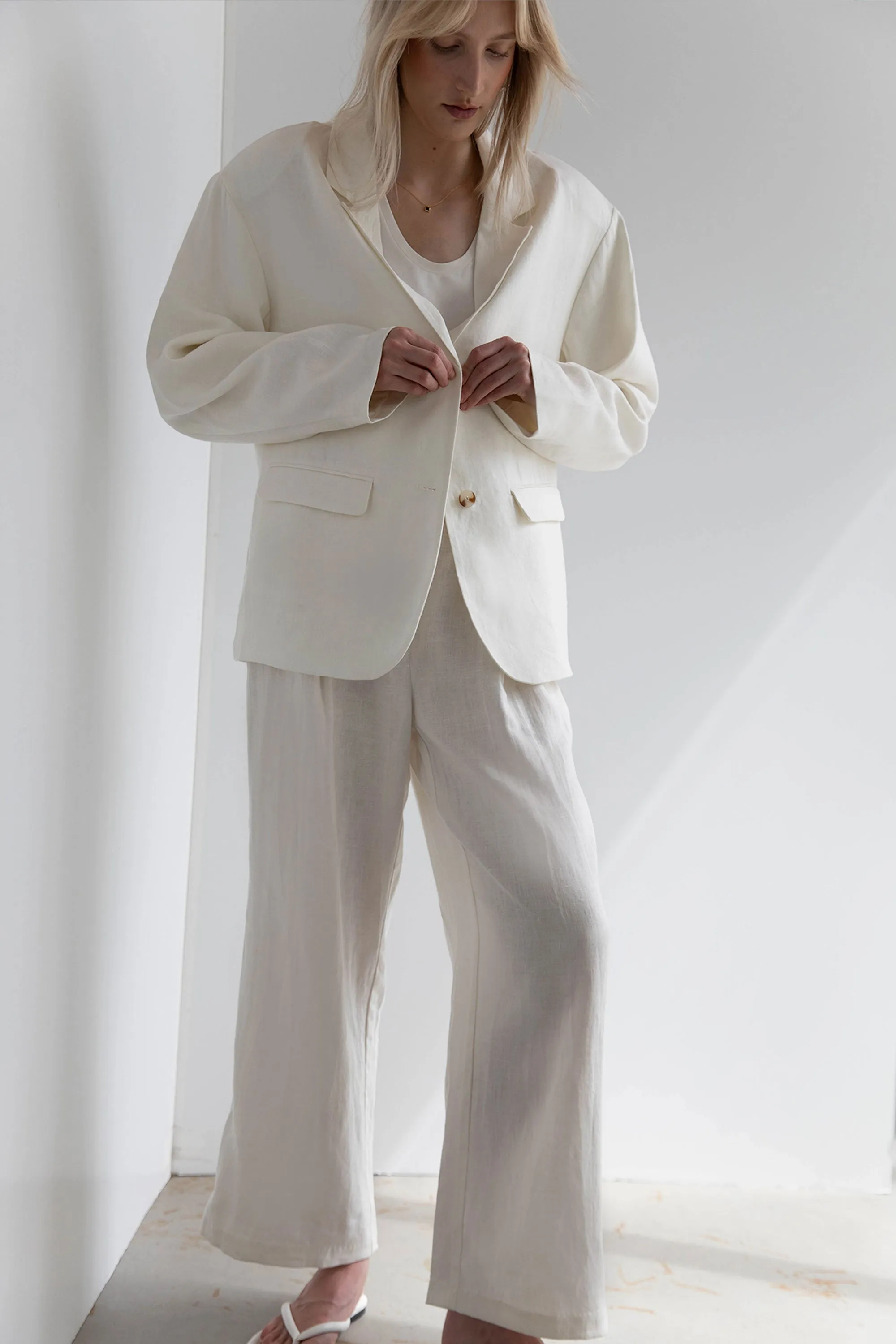 100% LINEN RELAXED FIT BLAZER sold by OAK AND FORT product image thumbnail 5