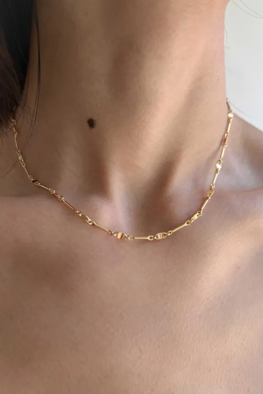 TWISTED CHAIN NECKLACE sold by OAK AND FORT