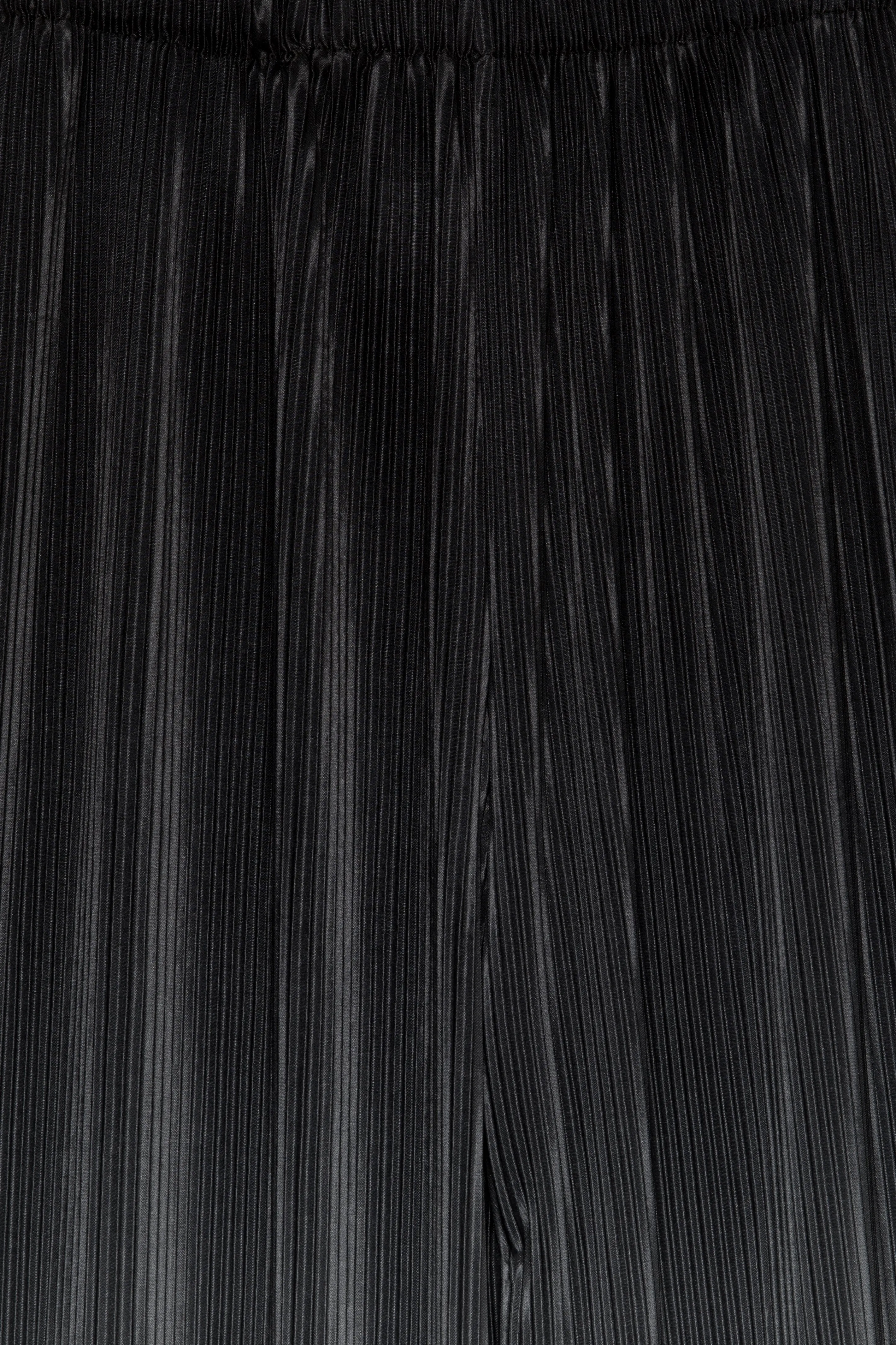 OMBRE PLEATED WIDE LEG PANT sold by OAK AND FORT product image thumbnail 5