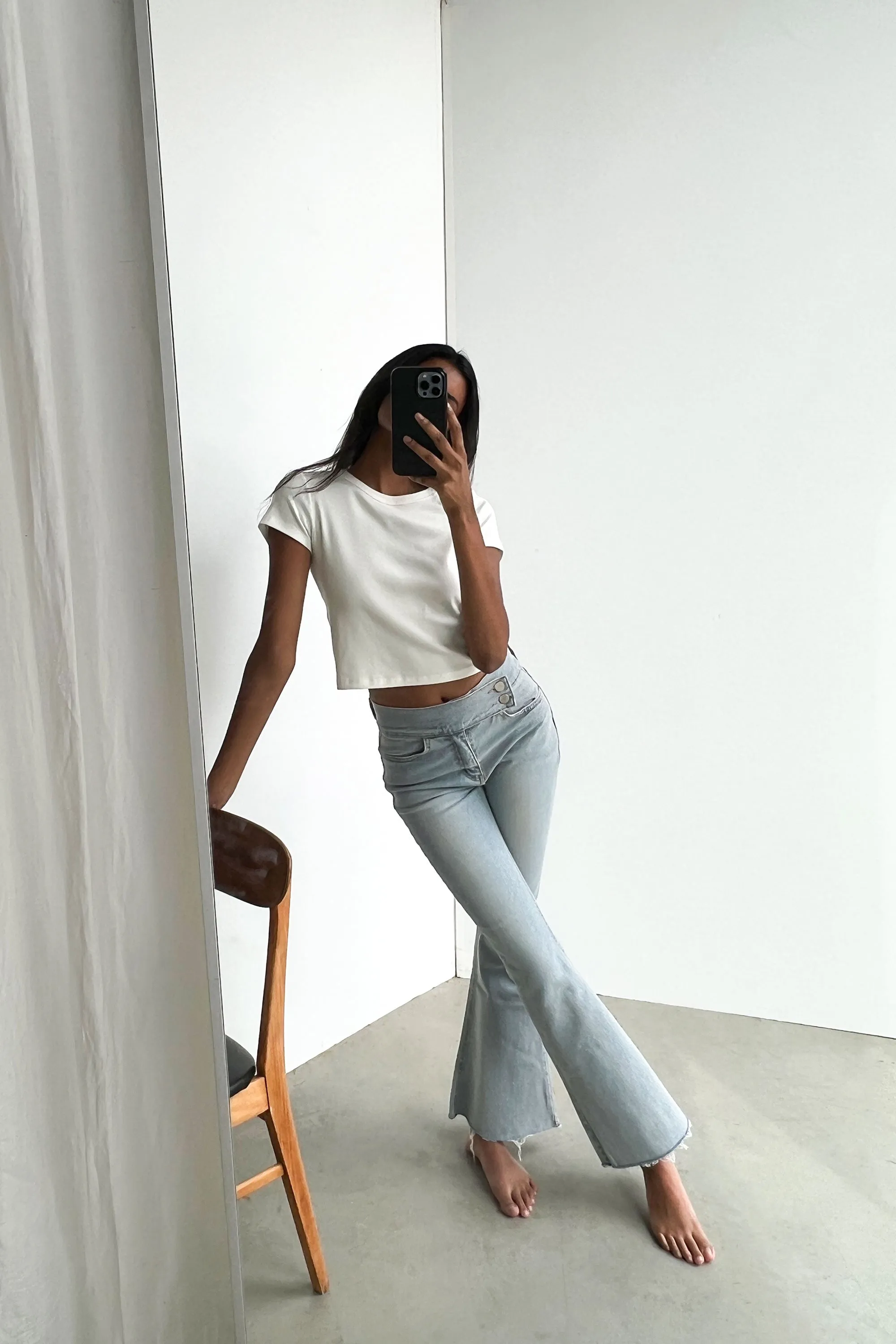 HIGH-RISE FLARED JEAN sold by OAK AND FORT