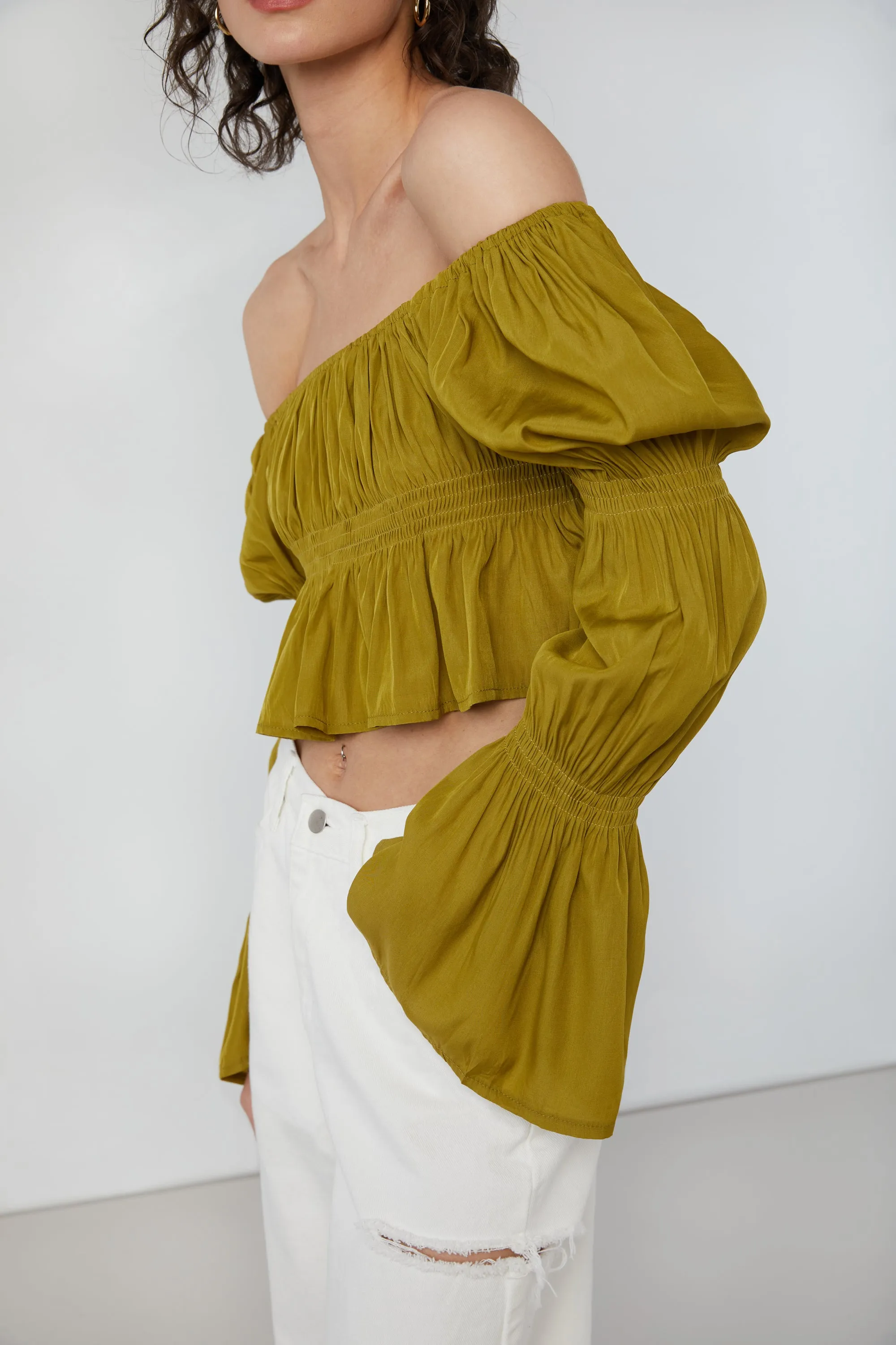 OFF THE SHOULDER GATHERED TOP sold by OAK AND FORT