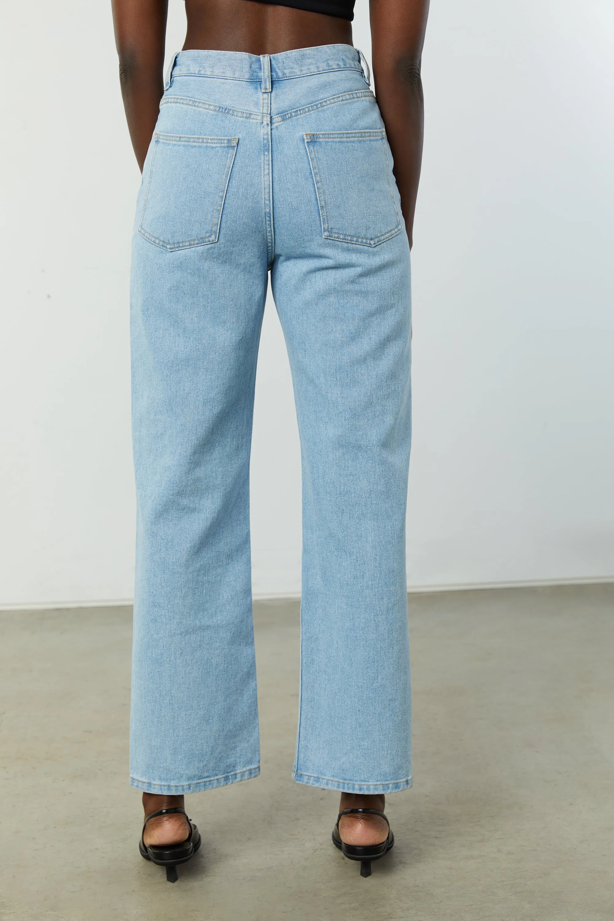 CROSSFRONT JEANS sold by OAK AND FORT product image thumbnail 4