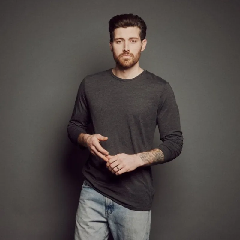 Men's Heathered Long Sleeve T-Shirt sold by Obakki