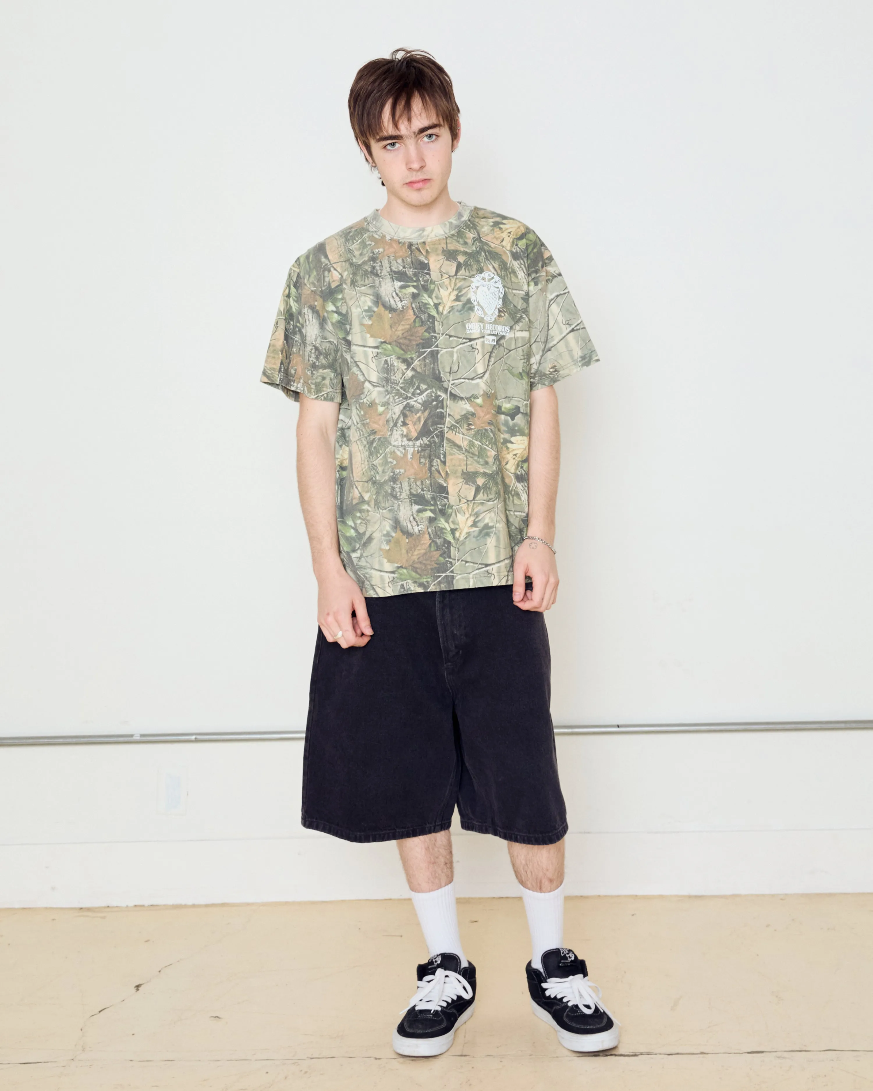GARDEN HEAVYWEIGHT T-SHIRT sold by Obey product image thumbnail 3