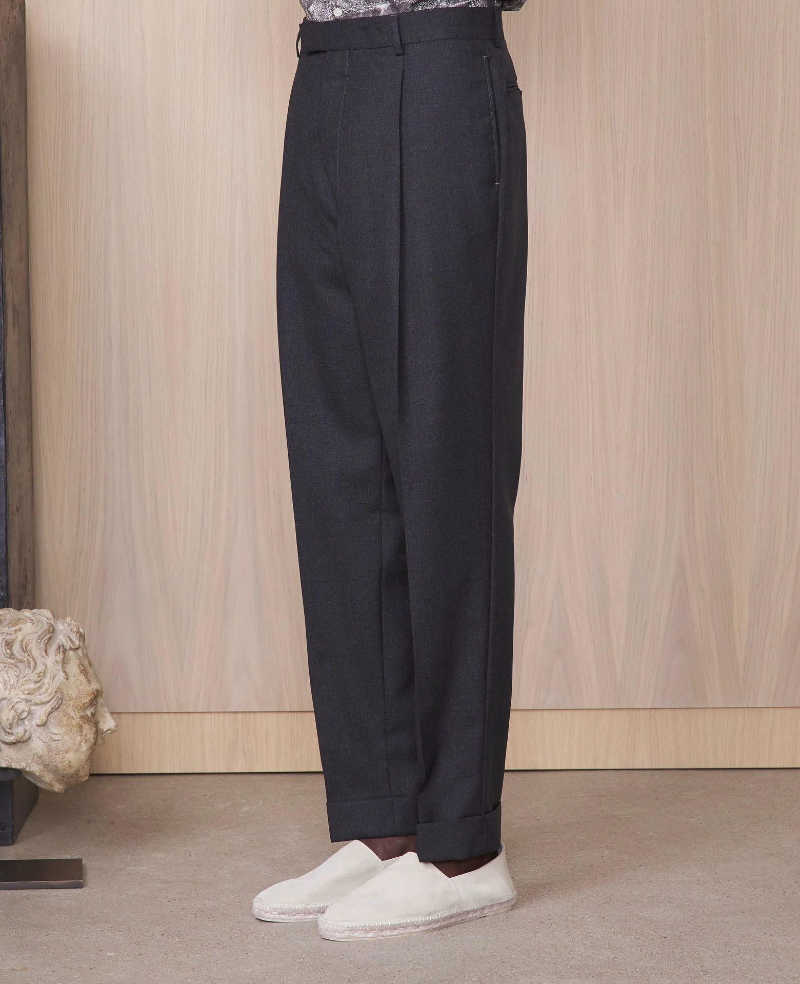 Pantalon hugo sold by Officine Generale product image thumbnail 3