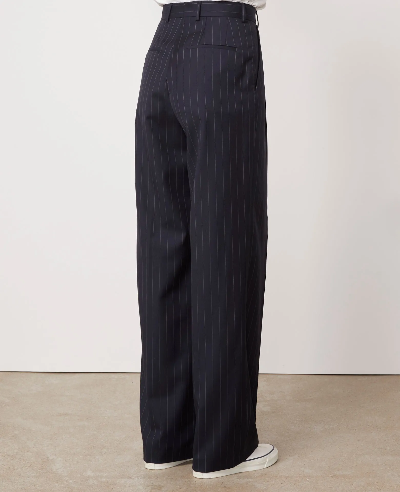 Pantalon new sophie sold by Officine Generale product image thumbnail 3