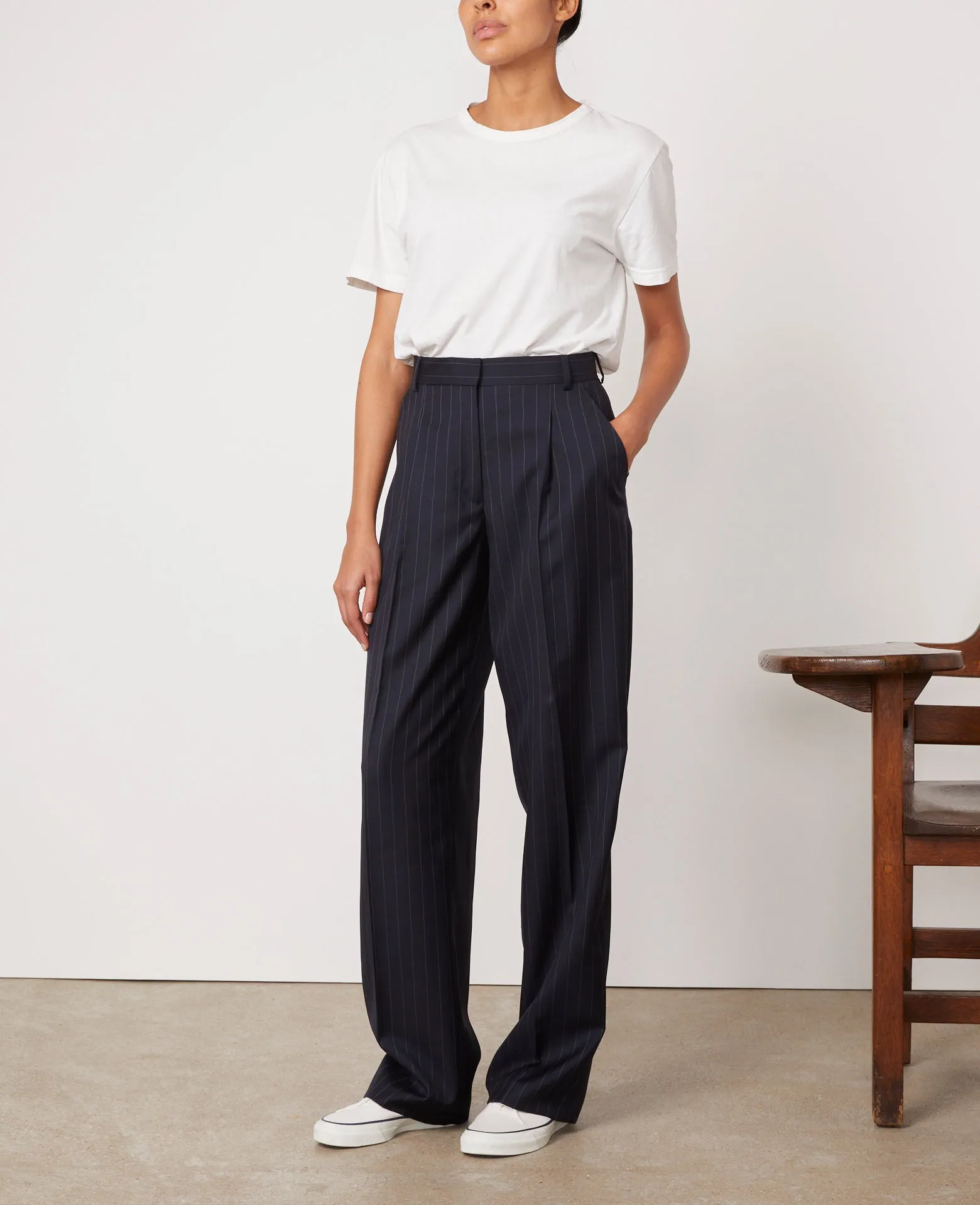 Pantalon new sophie sold by Officine Generale